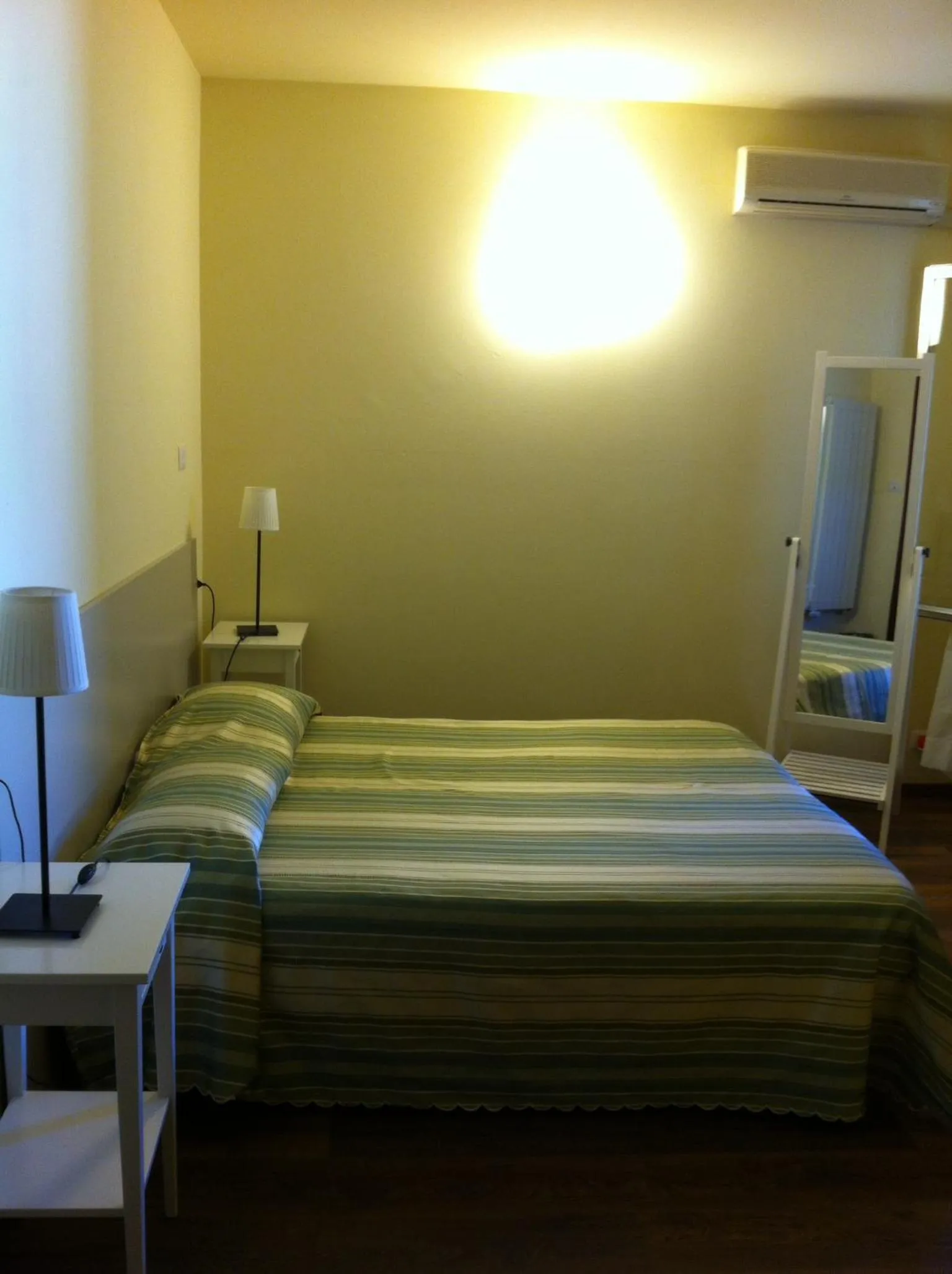 Bedroom, Bed in Albergo Il Cochino