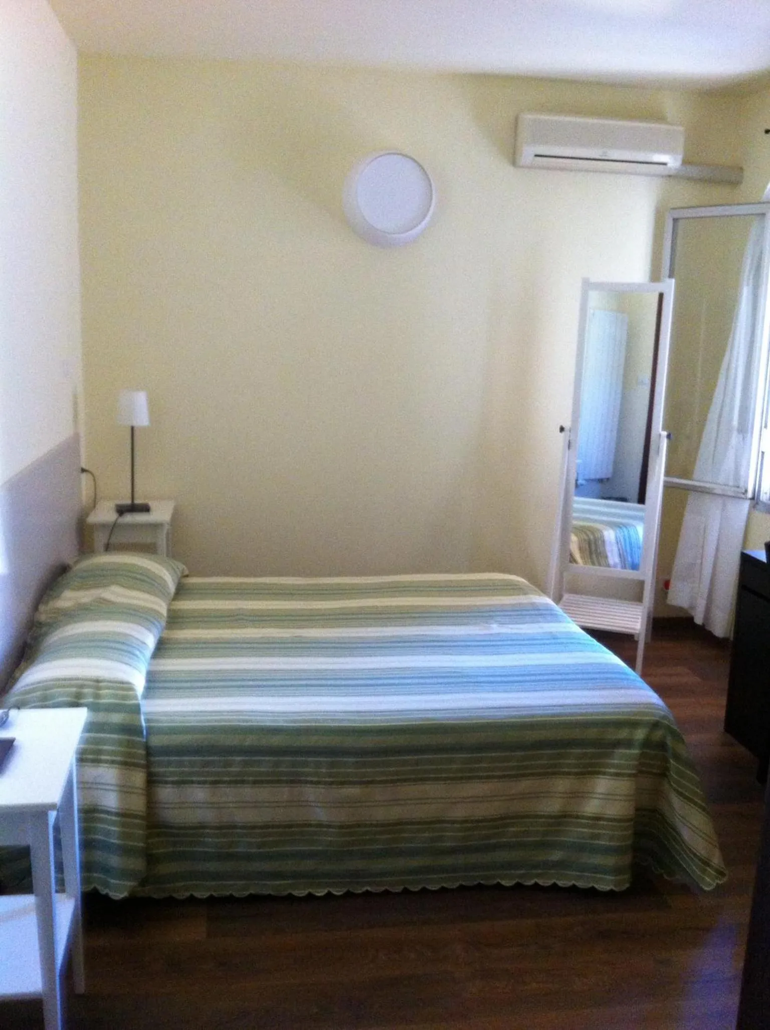 Bed in Albergo Il Cochino