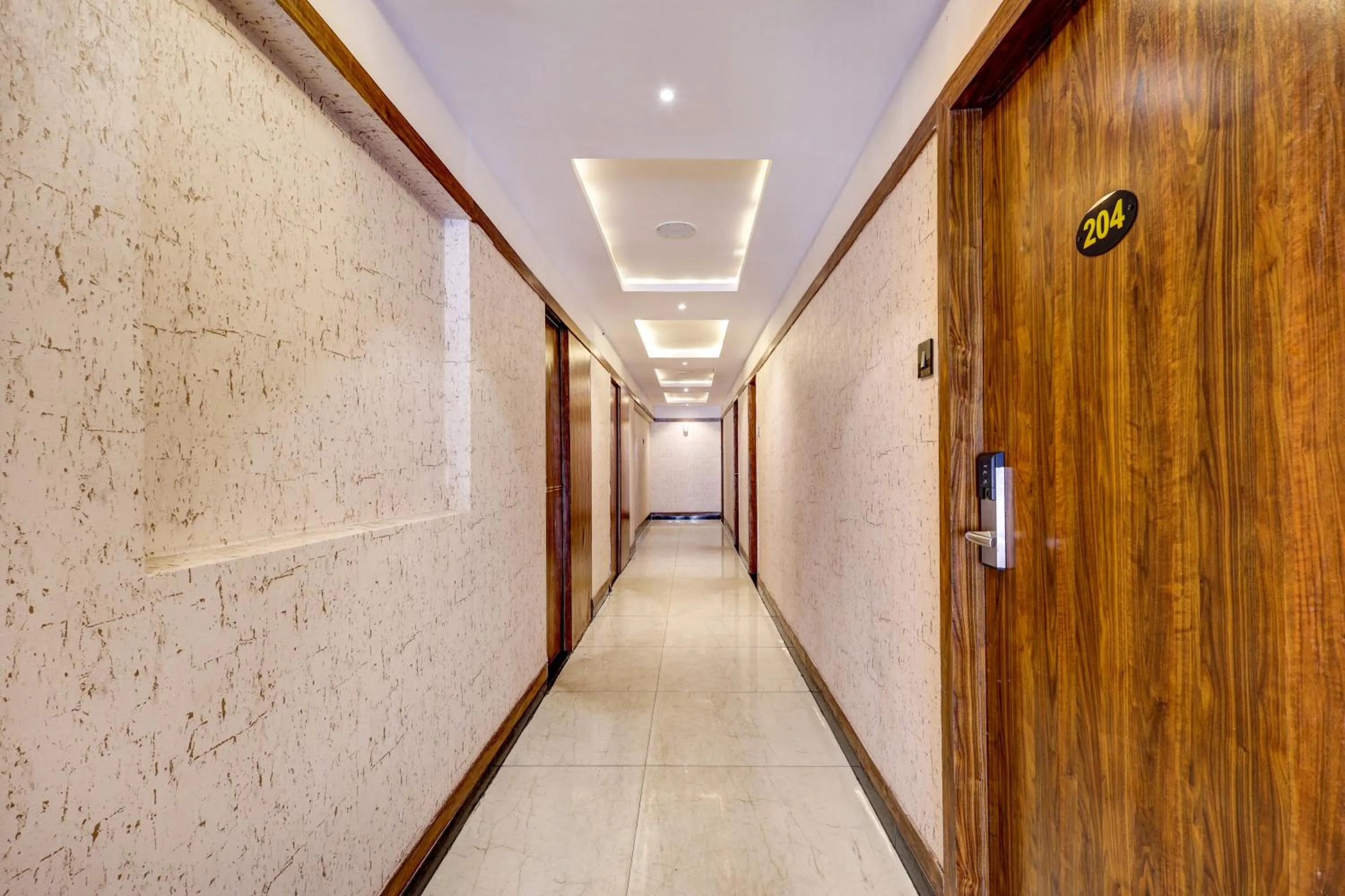 Lobby or reception in Treebo Blak & Wite Rk Beach