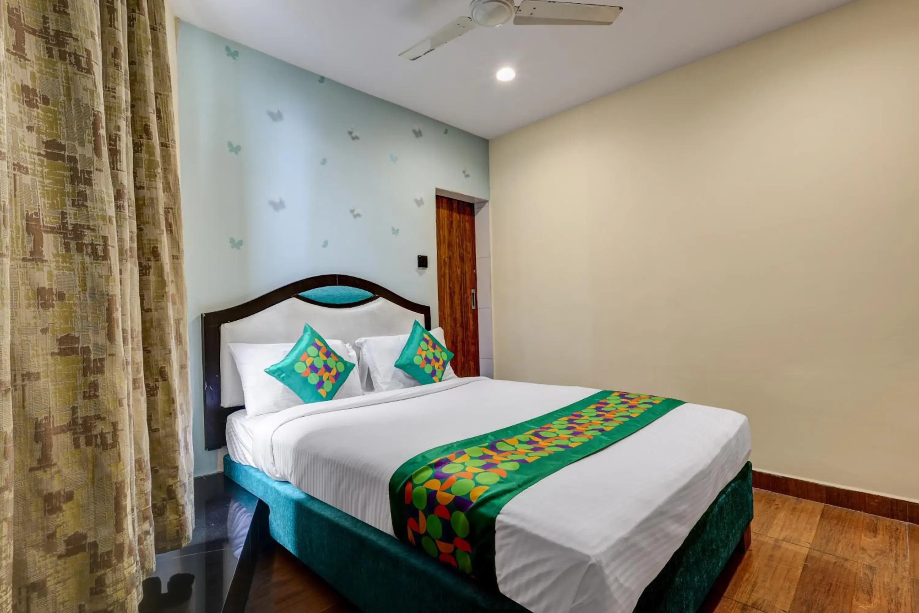 Economy Room - single occupancy in Treebo Blak & Wite Rk Beach Economy Room - single occupancy in Treebo Blak & Wite Rk Beach