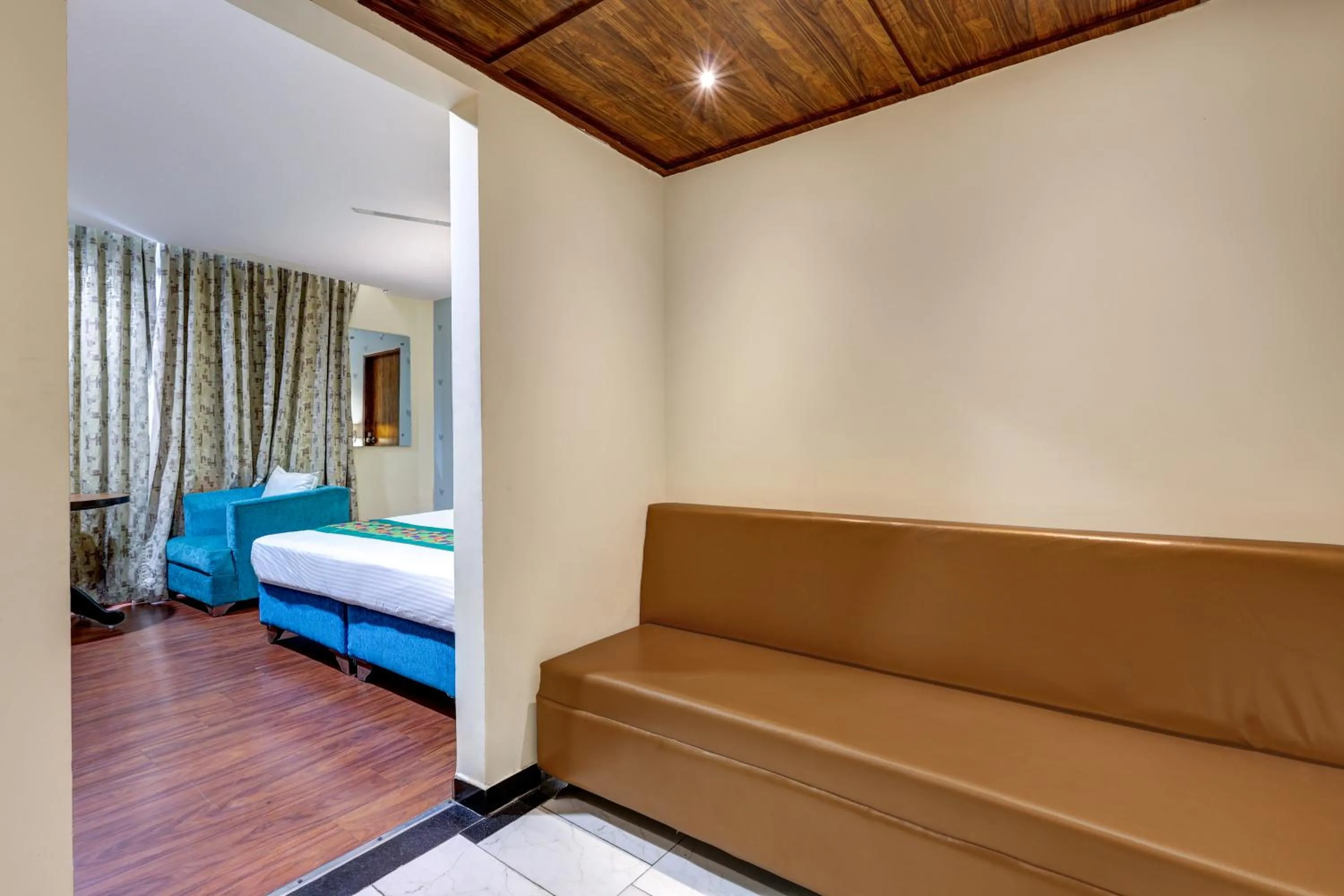 Bedroom in Treebo Blak & Wite Rk Beach