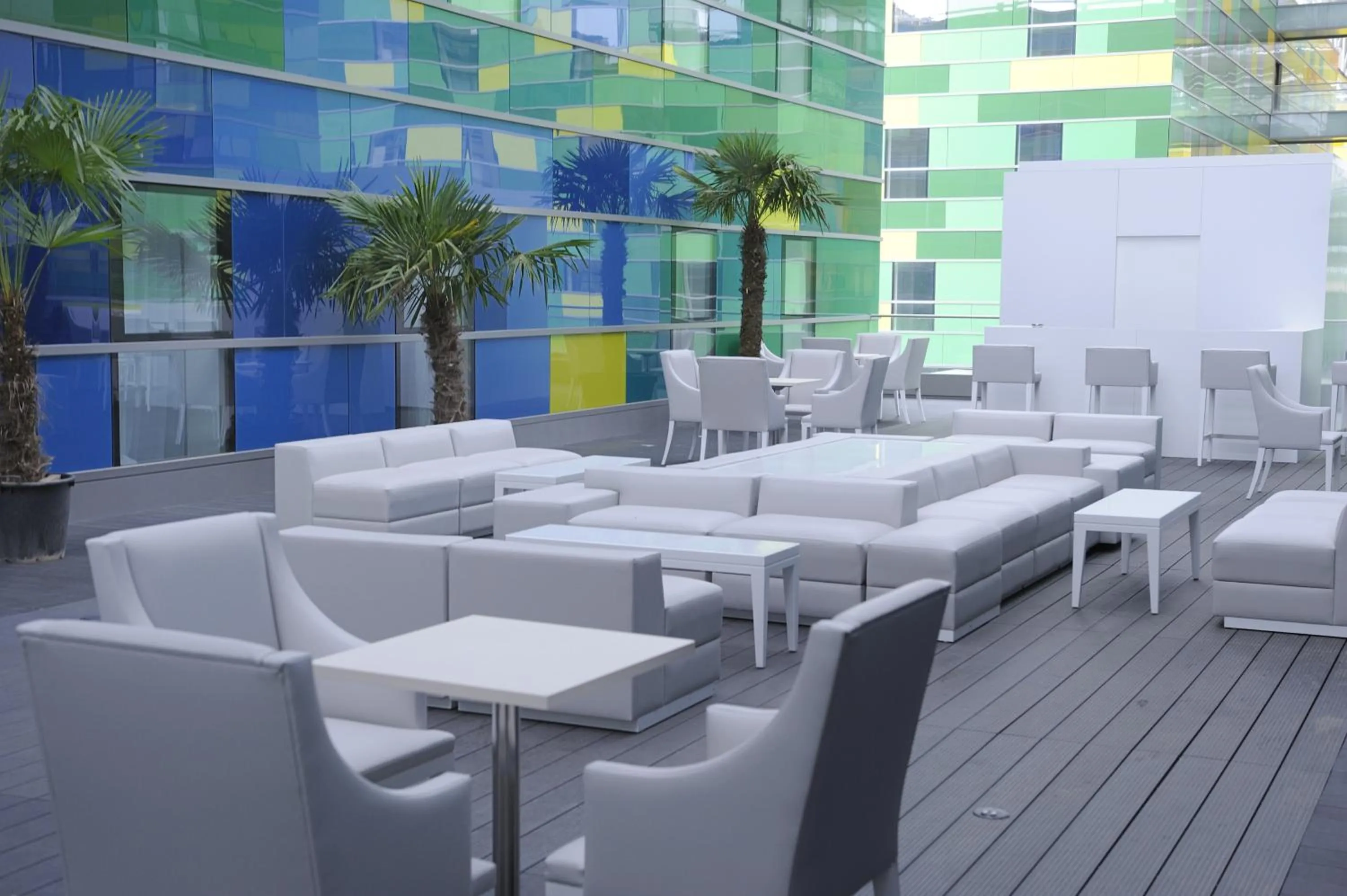 Patio in Kyriad Prestige Perpignan Centre Gare