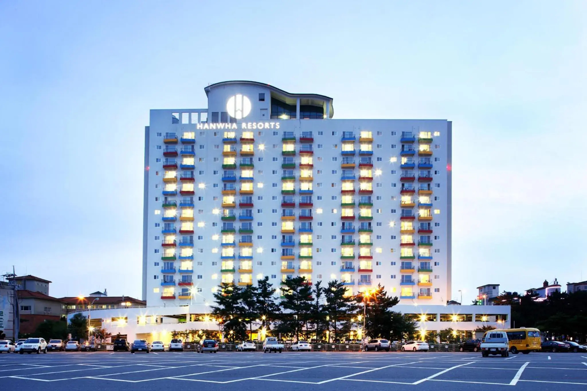 Property building in Hanwha Resort Daecheon Paros Property building in Hanwha Resort Daecheon Paros