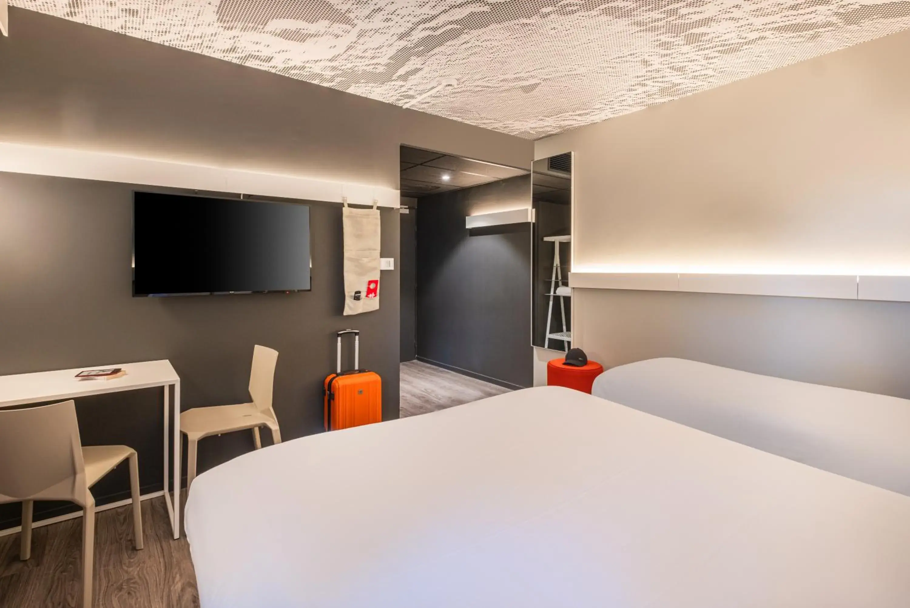 Bed in ibis Nantes Treillières Bed in ibis Nantes Treillières