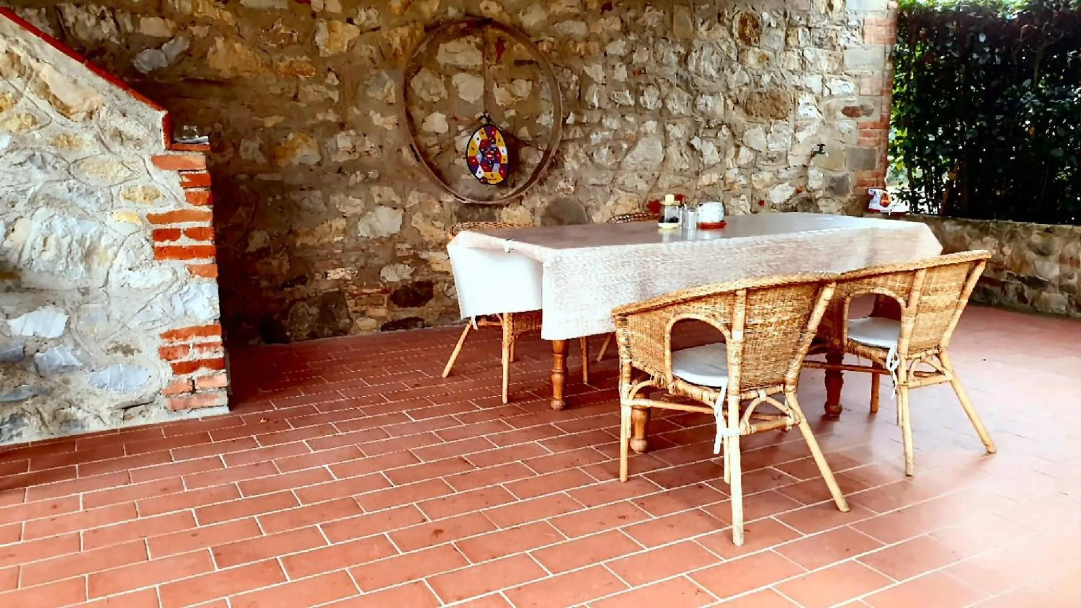 Facade/entrance in Agriturismo Il Sole Verde