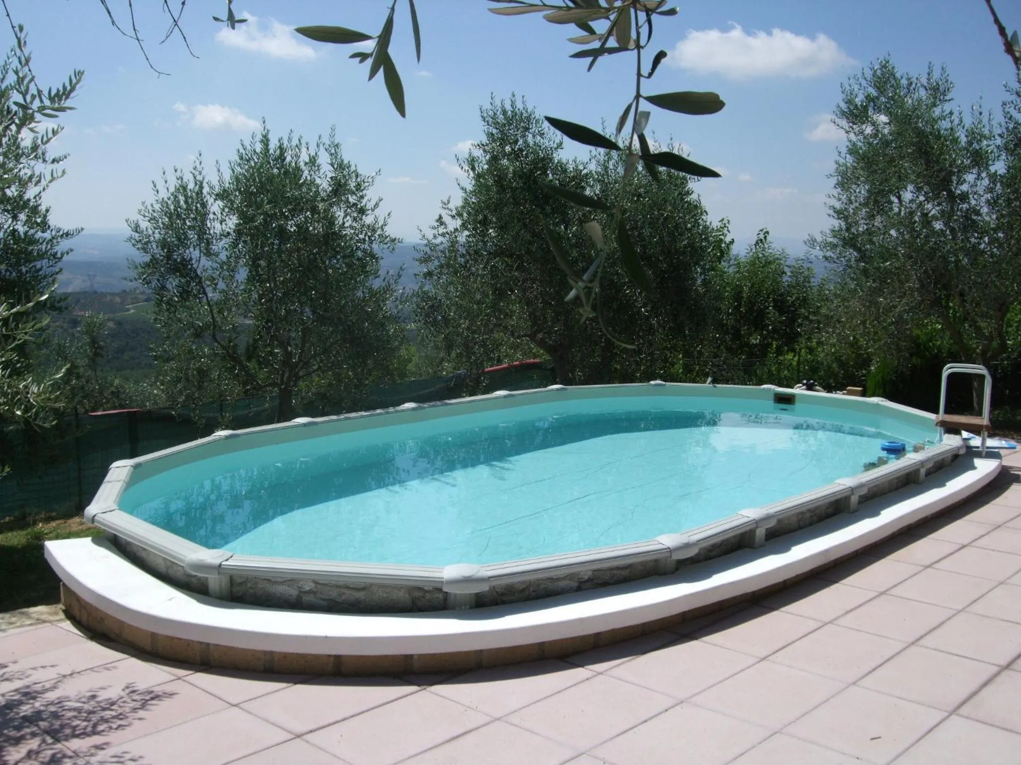 Swimming pool in B&B La Casa Di Zefiro