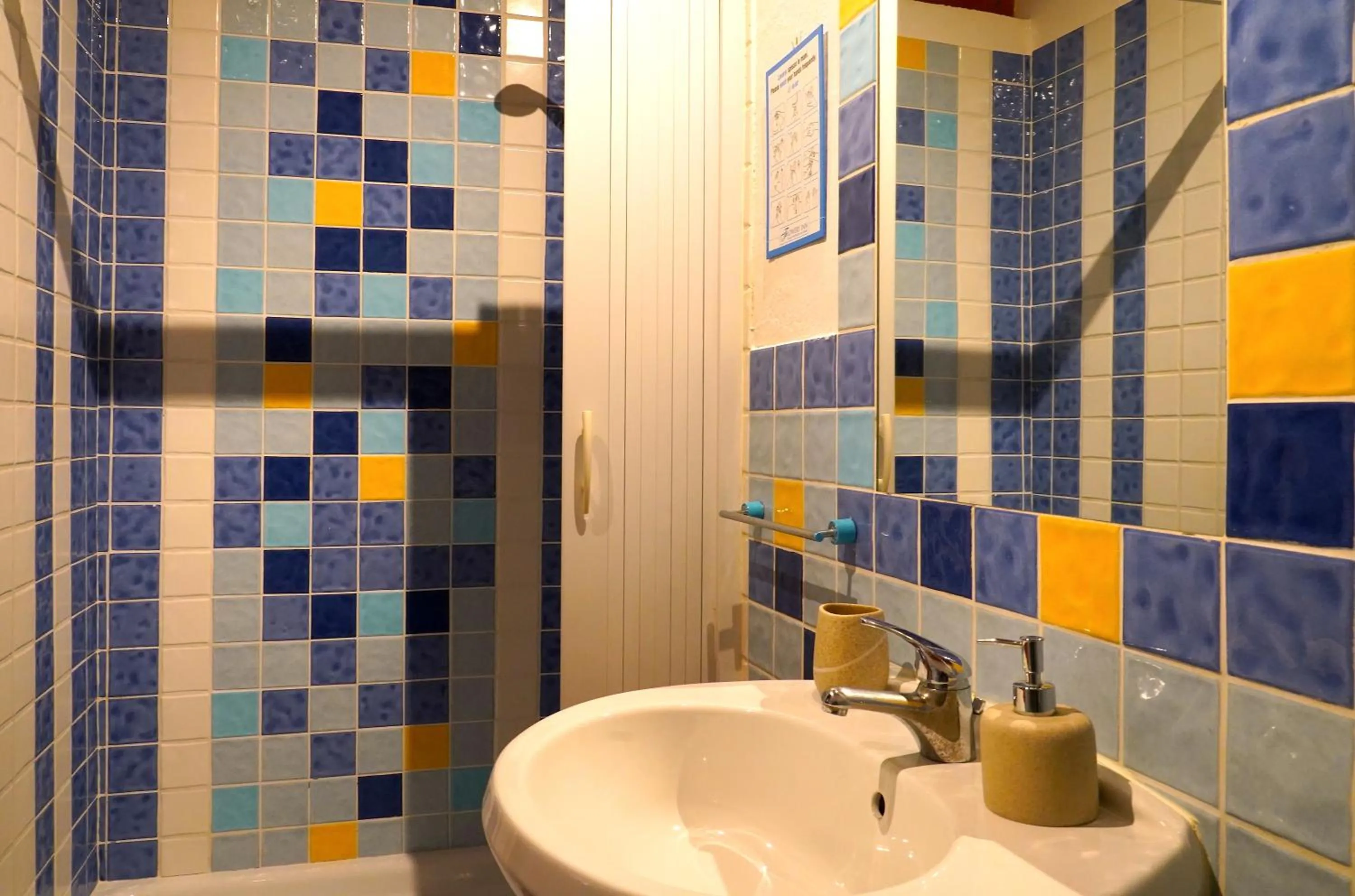 Shower in Flowery Inn Villa