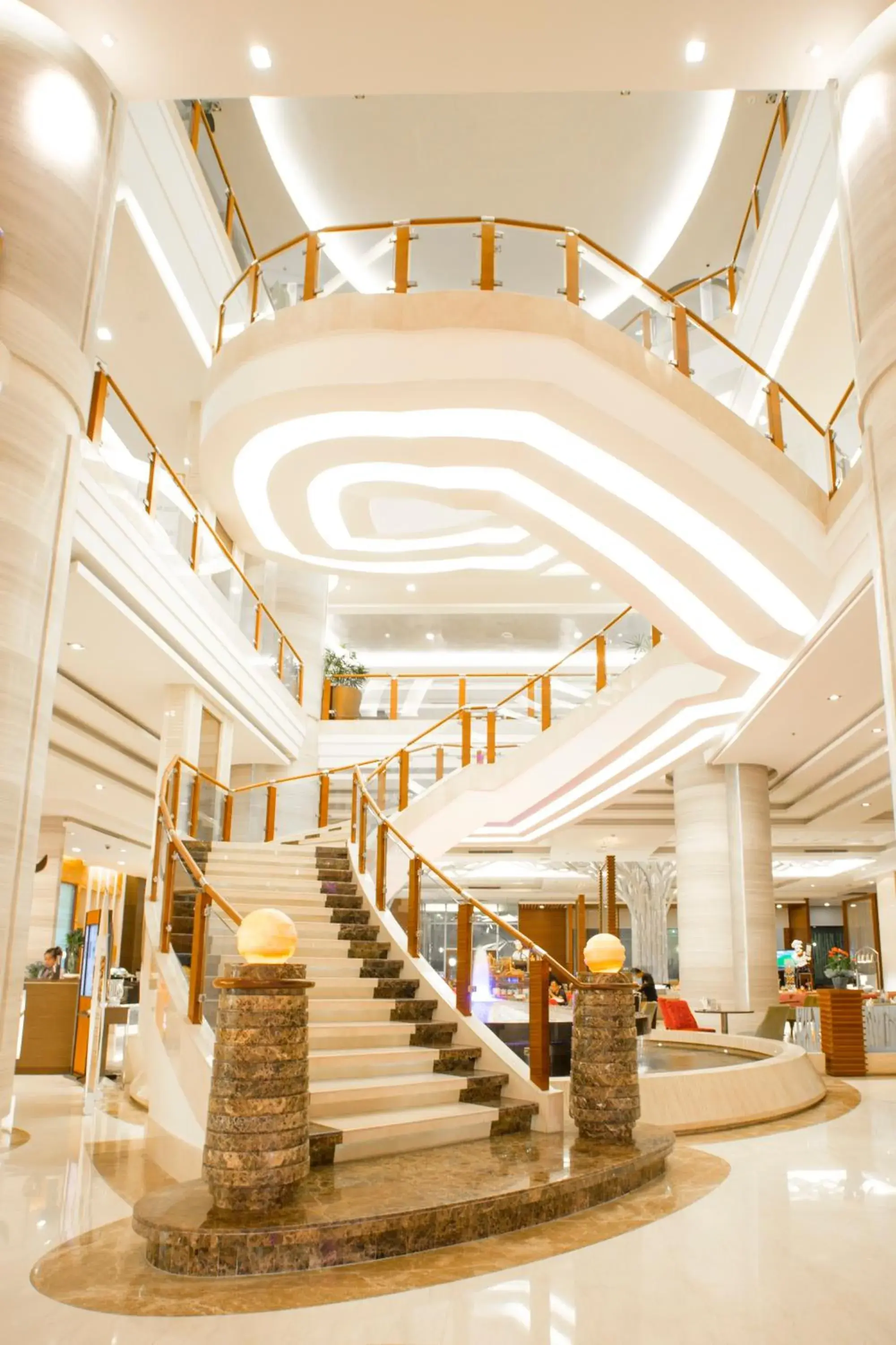 Lobby or reception in The Grand Fourwings Convention Hotel Bangkok Lobby or reception in The Grand Fourwings Convention Hotel Bangkok