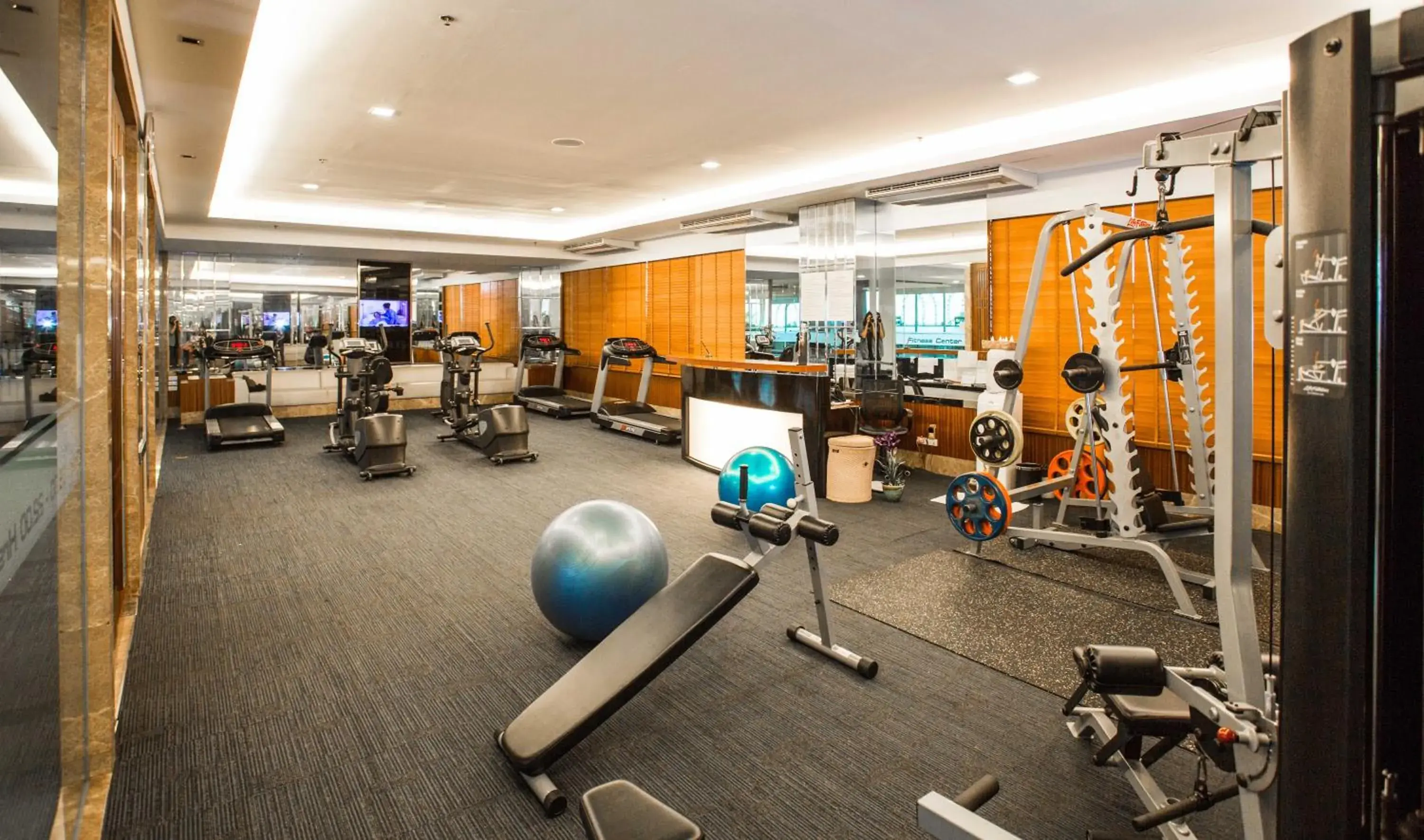 Fitness centre/facilities in The Grand Fourwings Convention Hotel Bangkok Fitness centre/facilities in The Grand Fourwings Convention Hotel Bangkok