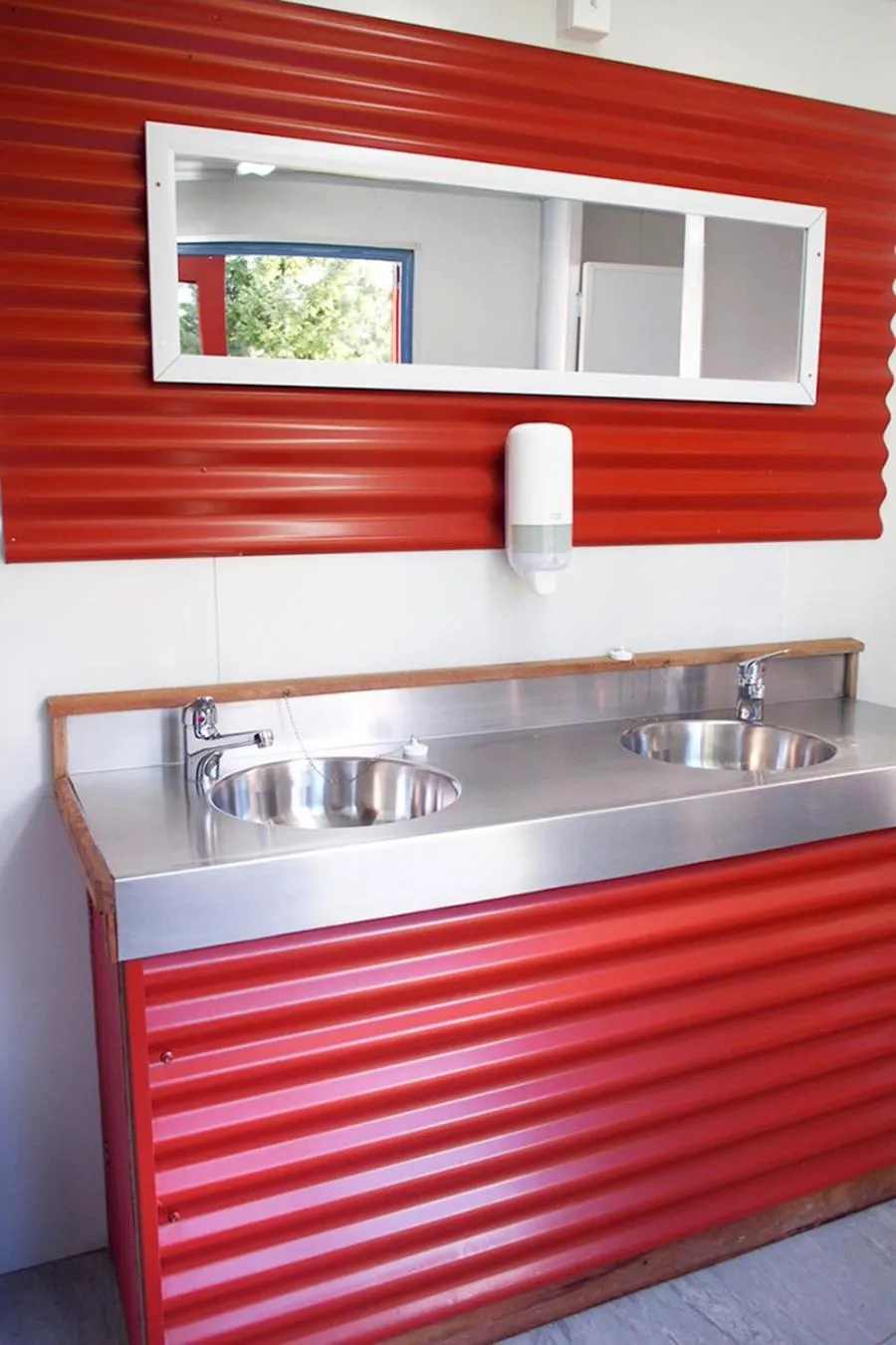 Bathroom in Lake Ruataniwha Holiday Park