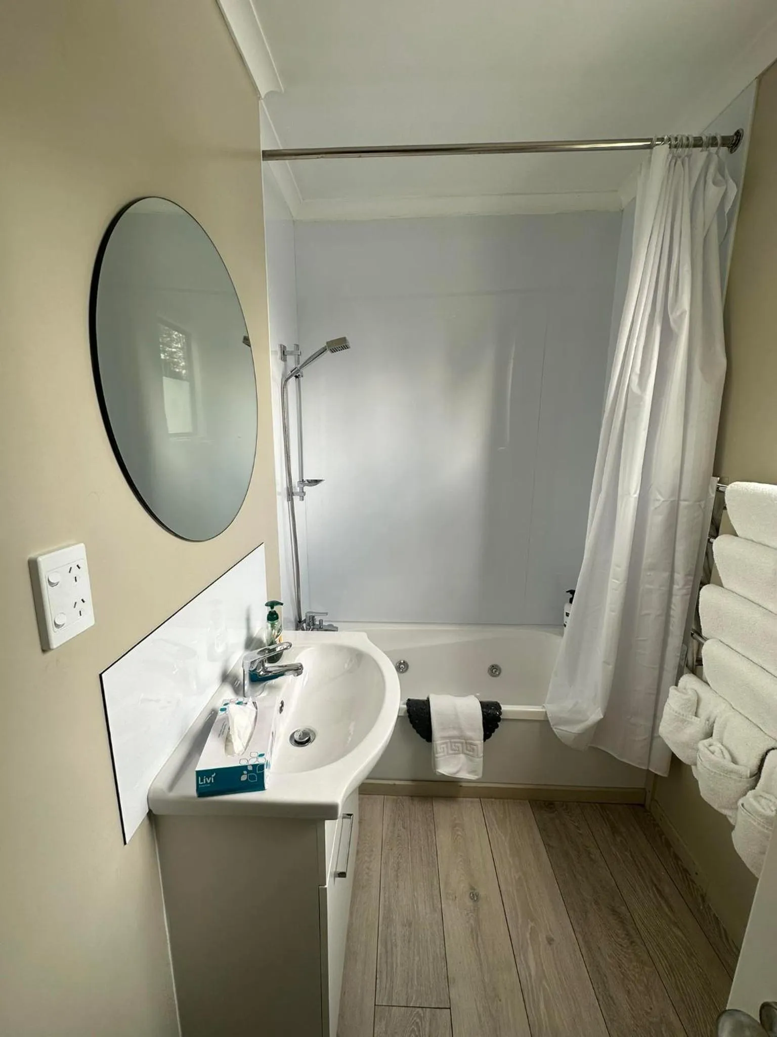 Lake Ruataniwha Holiday Park