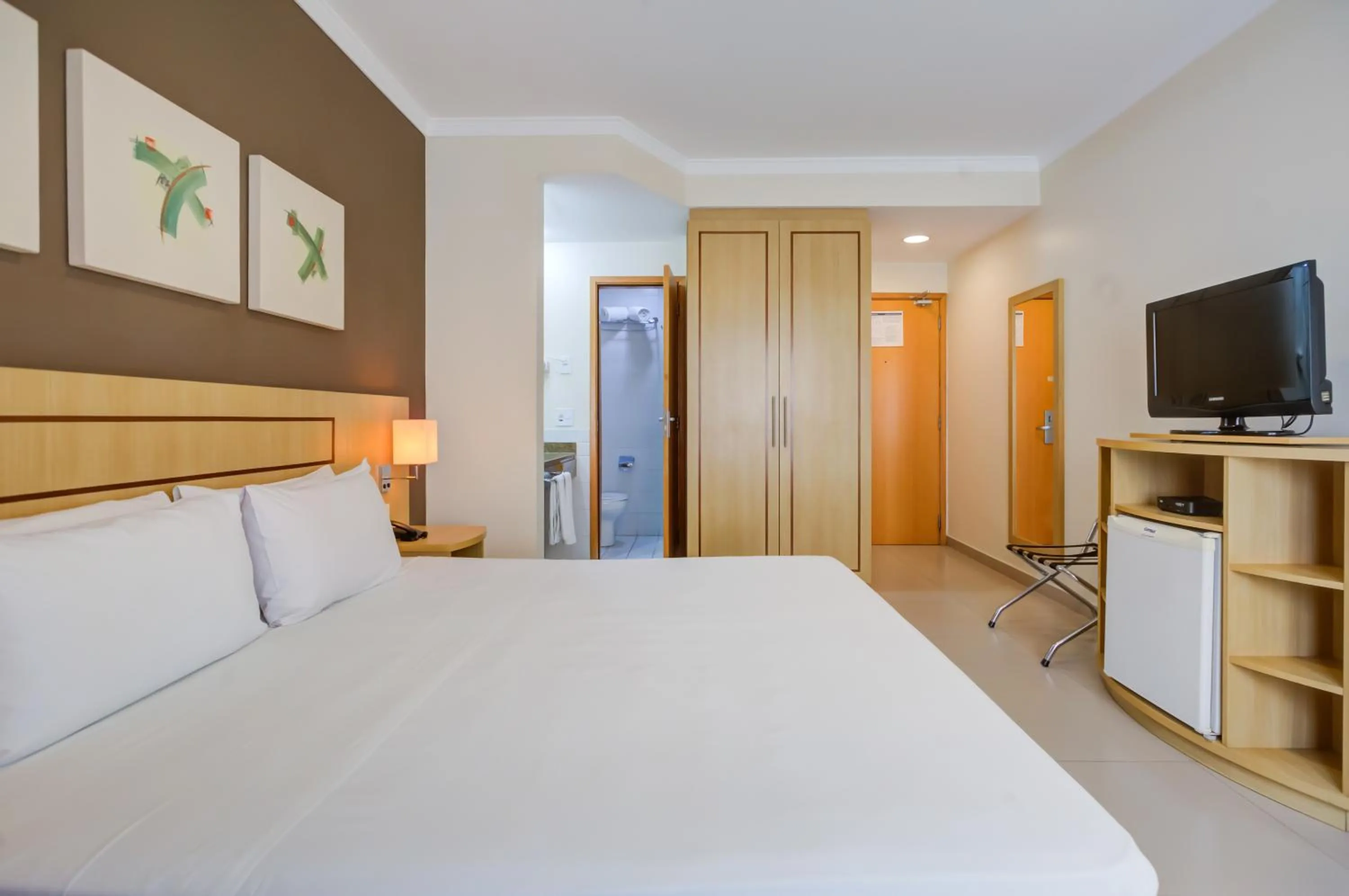 Bedroom, Bed in Comfort Franca