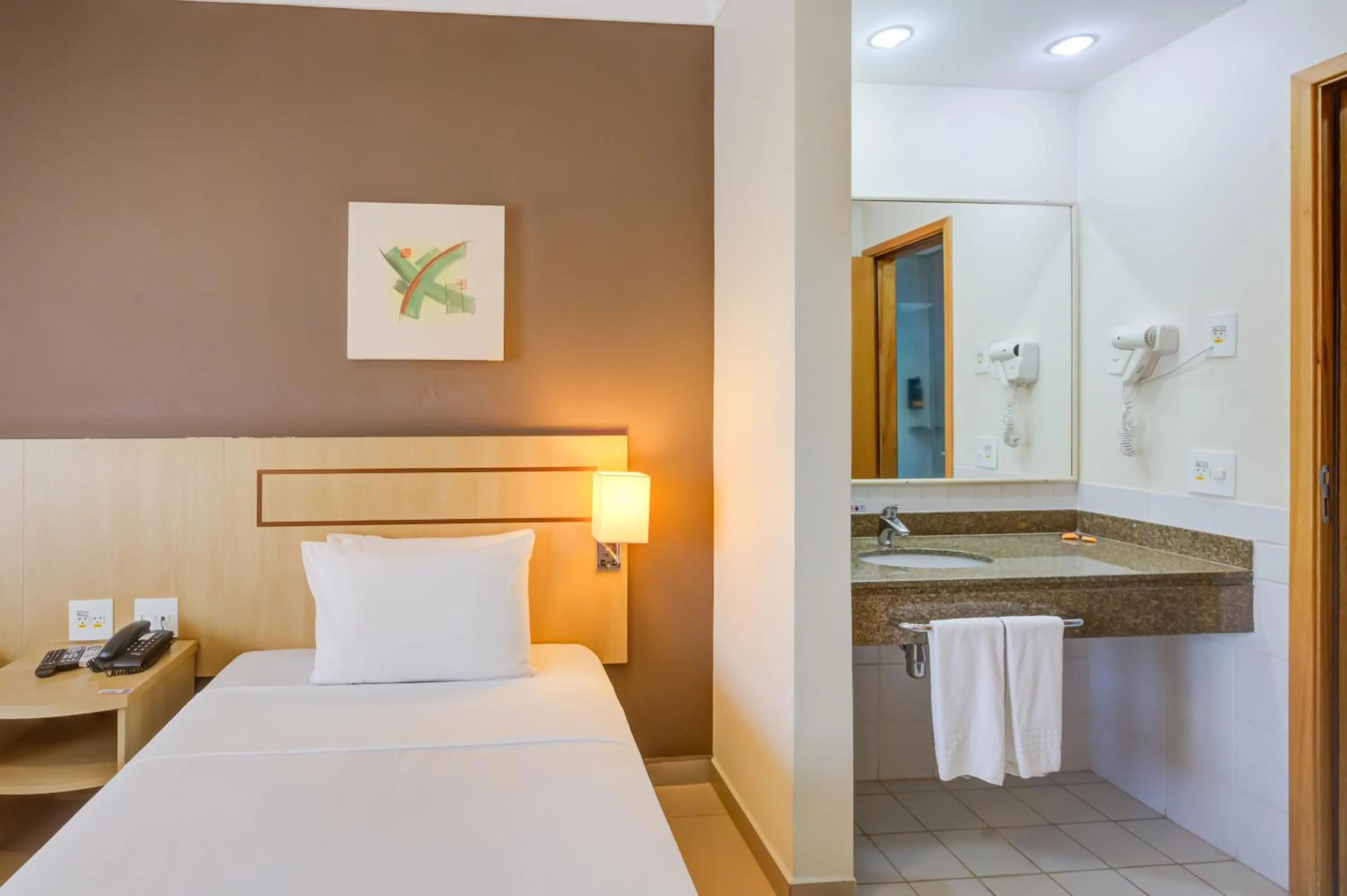 Bedroom, Bed in Comfort Franca