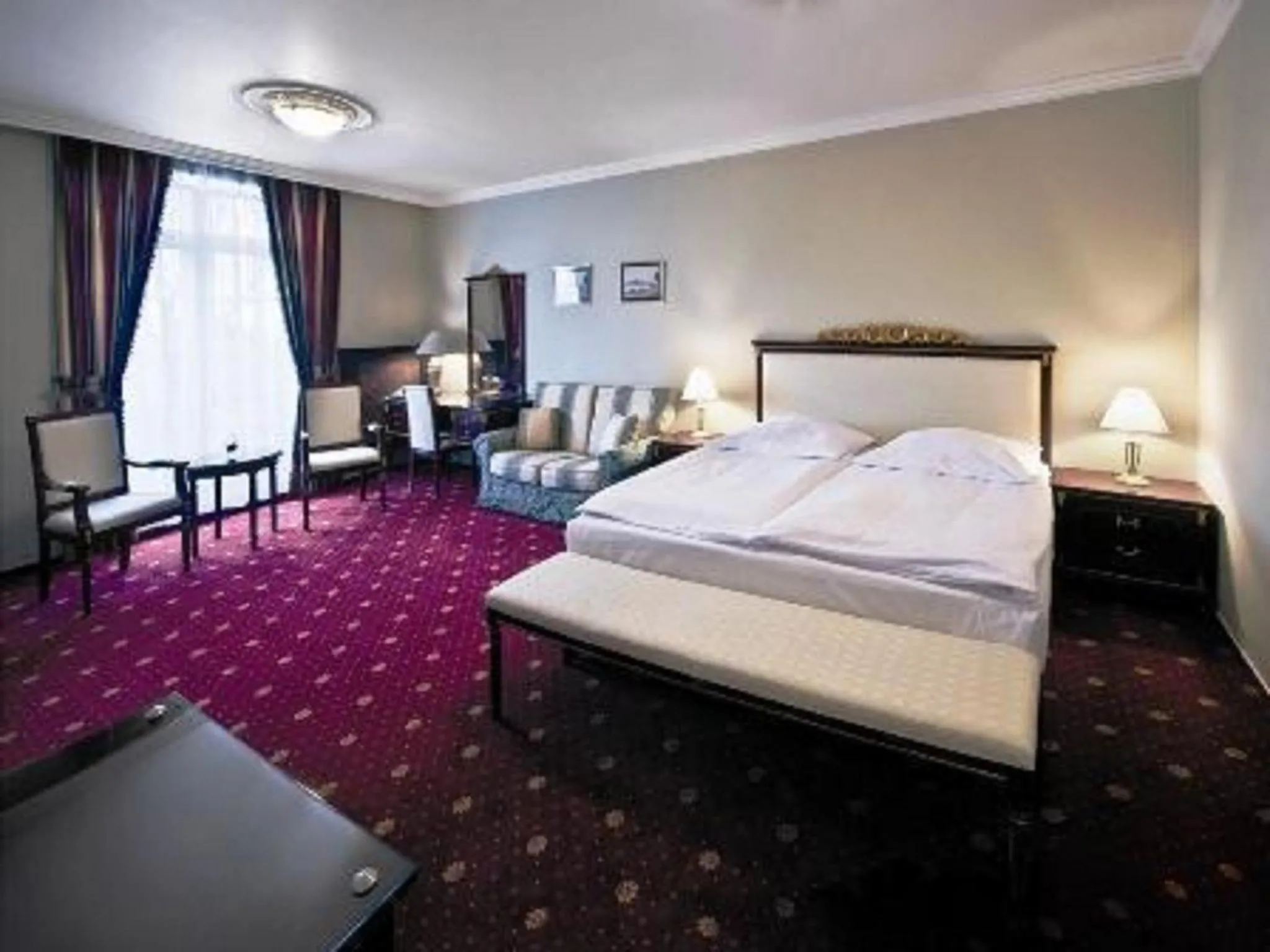 Bed in Luxury Garni Hotel Brix