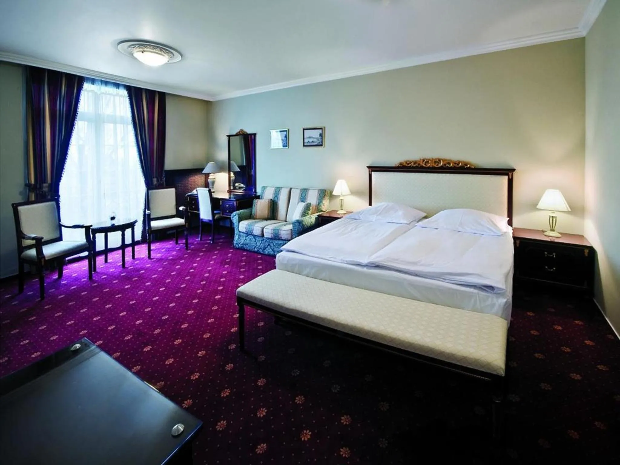 Bed in Luxury Garni Hotel Brix