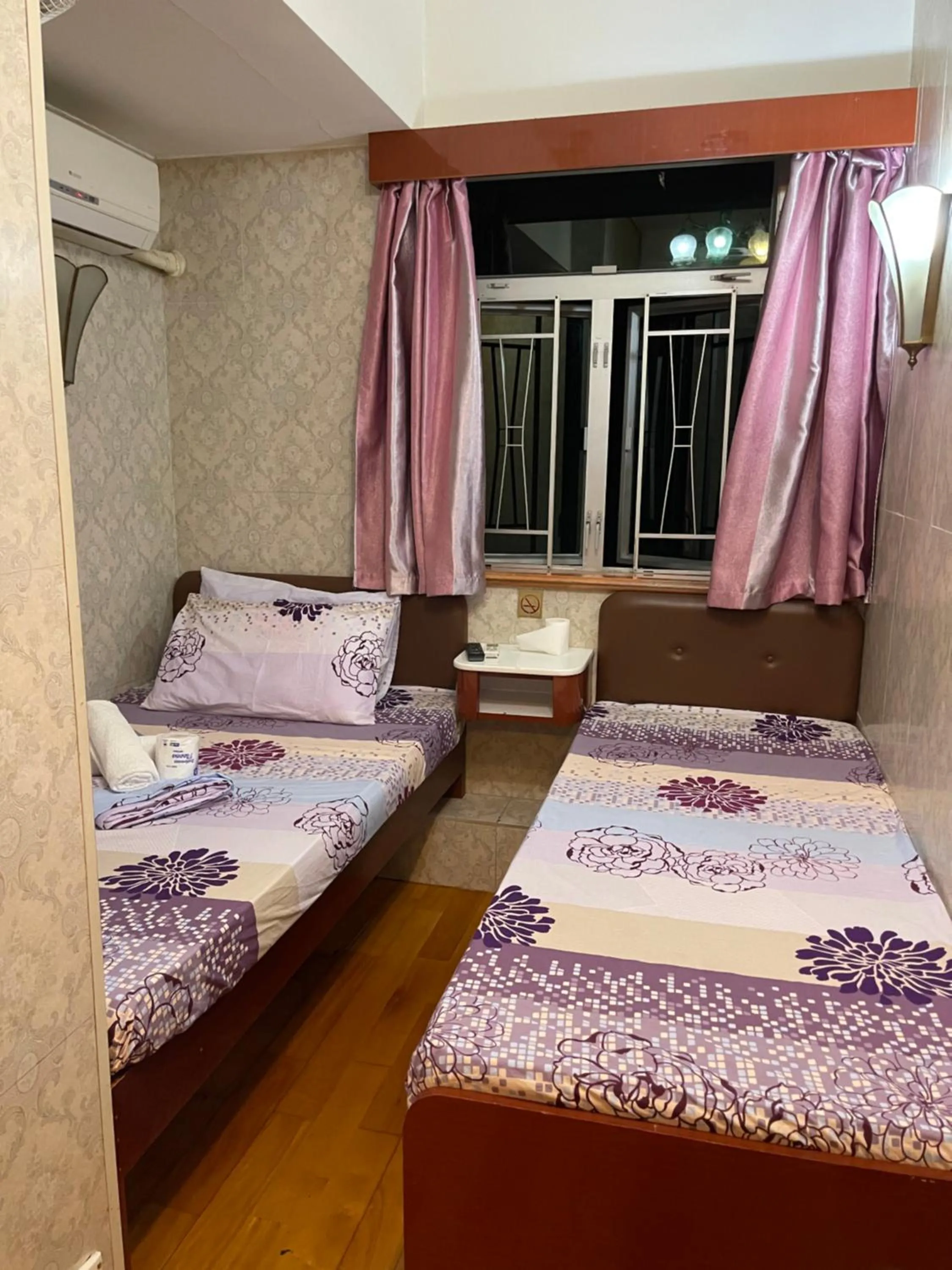 Bed in United Co-Operate Guest House (7/F)
