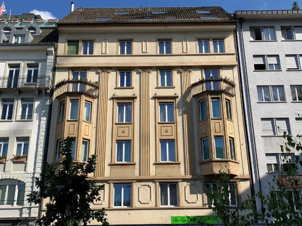 Three-Bedroom Apartment with Balcony in Residence zum Löwen Three-Bedroom Apartment with Balcony in Residence zum Löwen