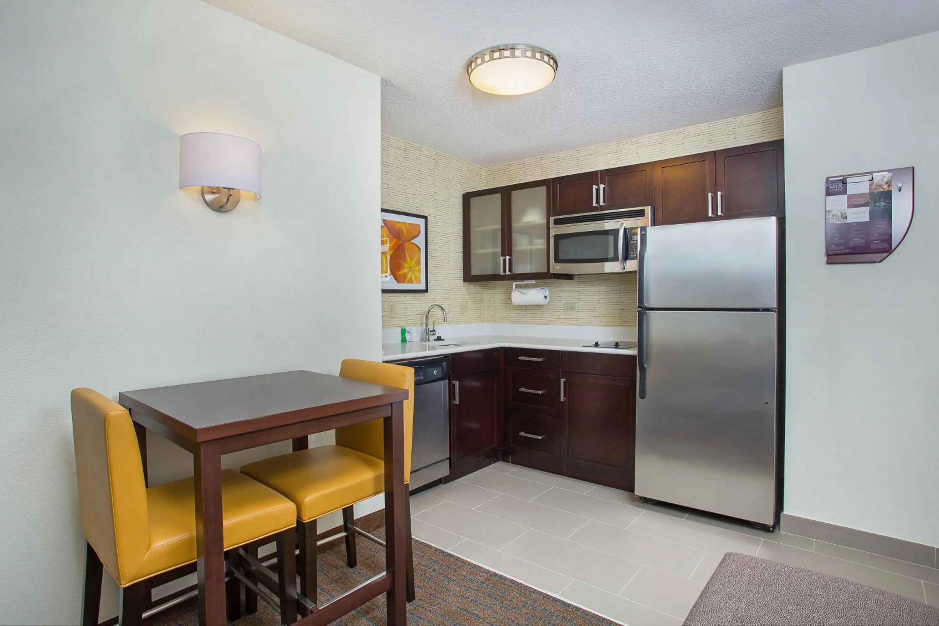 Kitchen or kitchenette in Residence Inn Knoxville Cedar Bluff