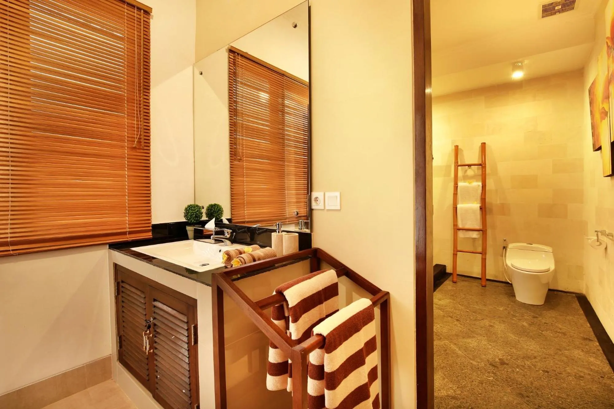 Bathroom in De Liza Villa Seminyak Beachside By Bali Asia Villa