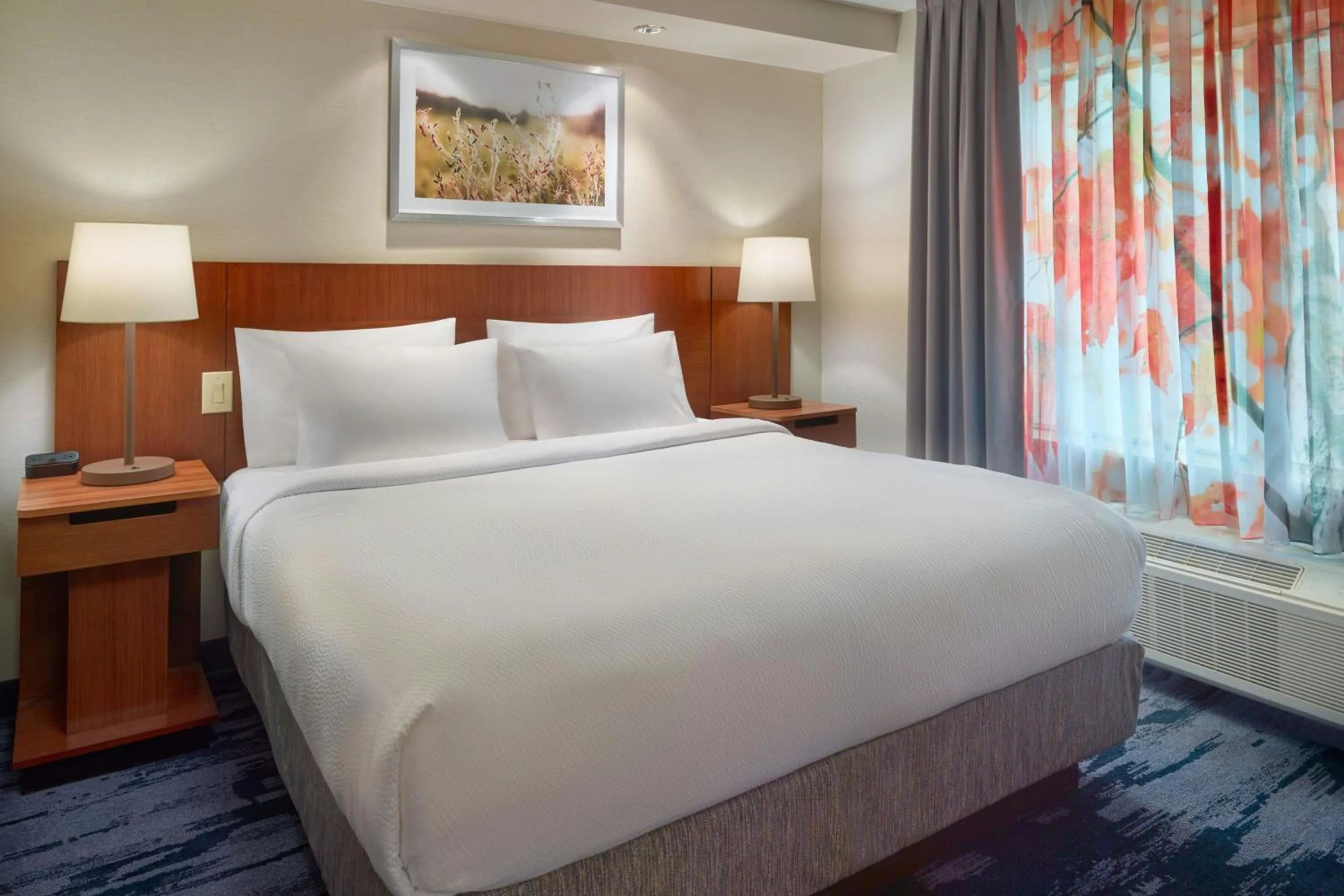 Bedroom, Bed in Fairfield Inn & Suites by Marriott Frederick