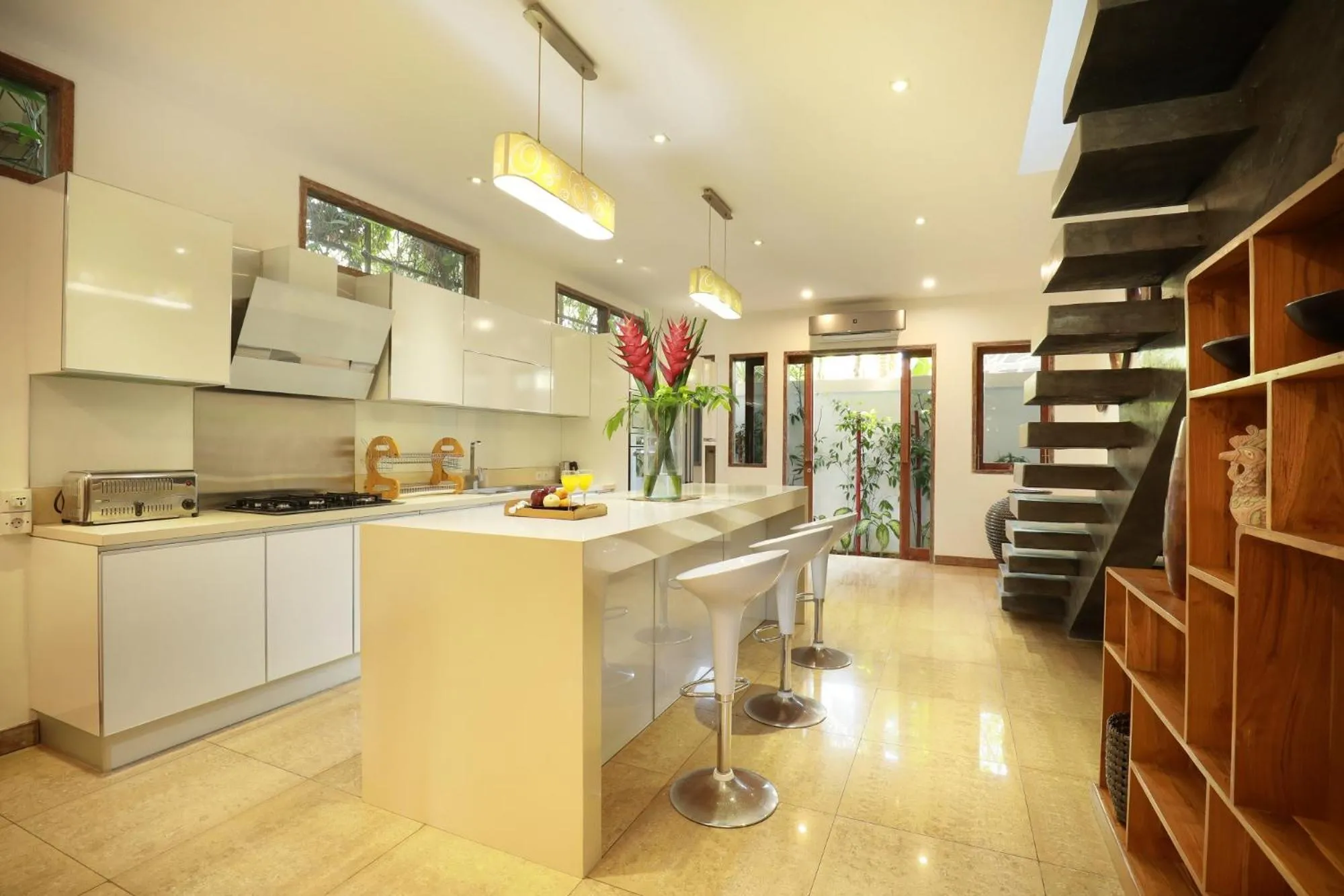 Kitchen or kitchenette in Villa The Hotman Paris II Seminyak