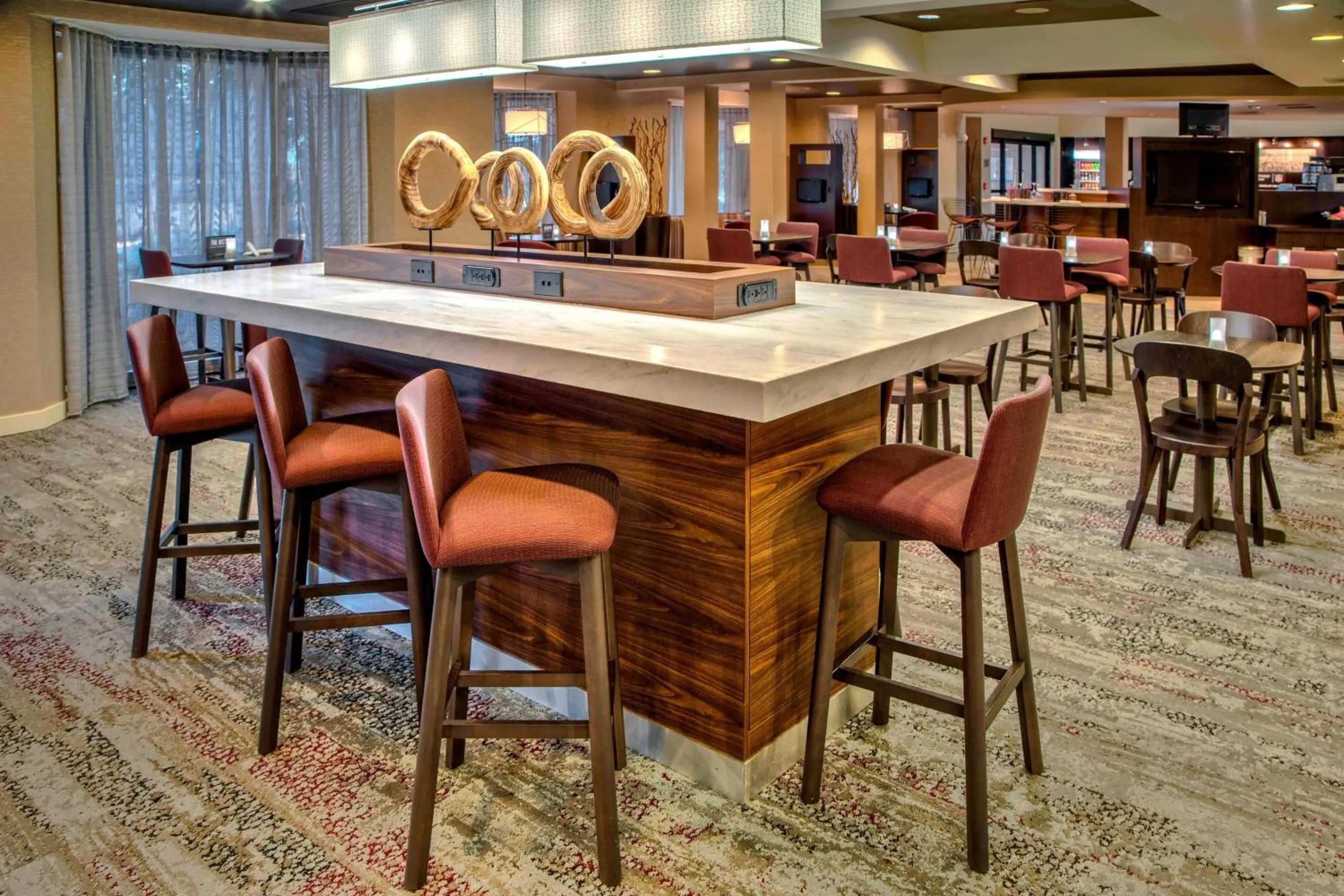 Restaurant/places to eat in Courtyard by Marriott Springfield