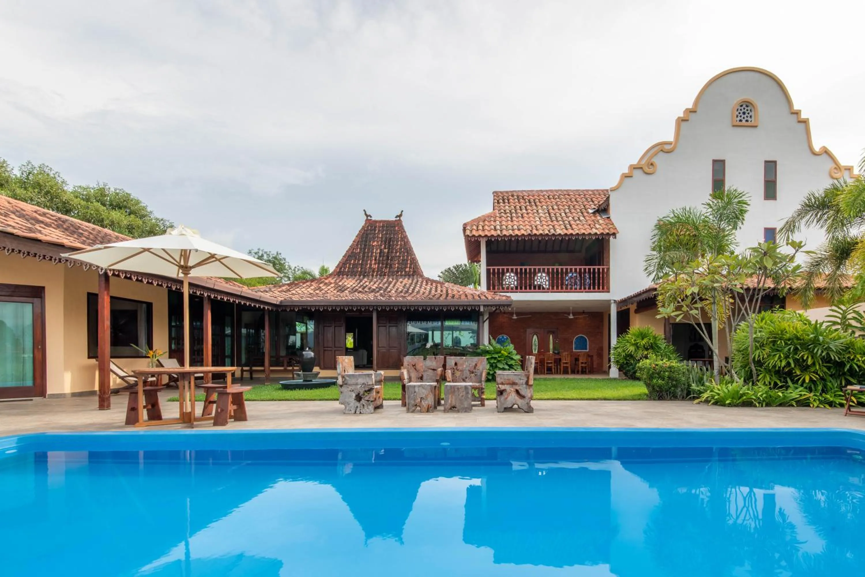Swimming pool in Limasan Villa Langkawi