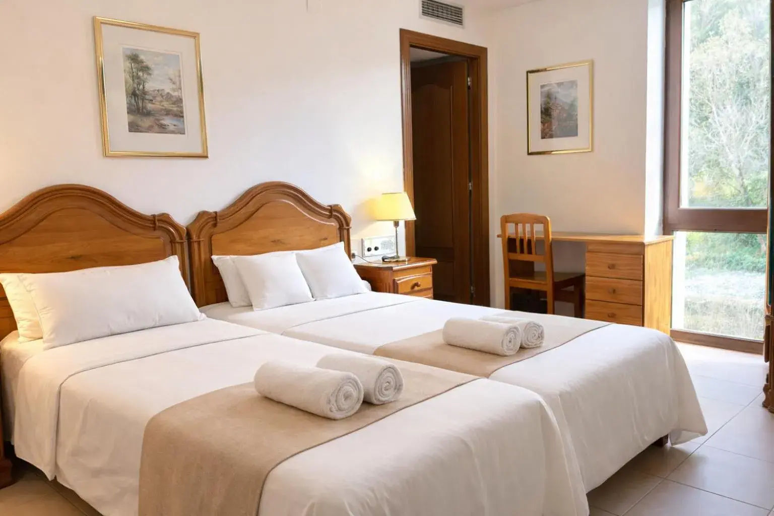 Comfort Double or Twin Room - single occupancy in Hotel La Creu by RdA Hotels Comfort Double or Twin Room - single occupancy in Hotel La Creu by RdA Hotels