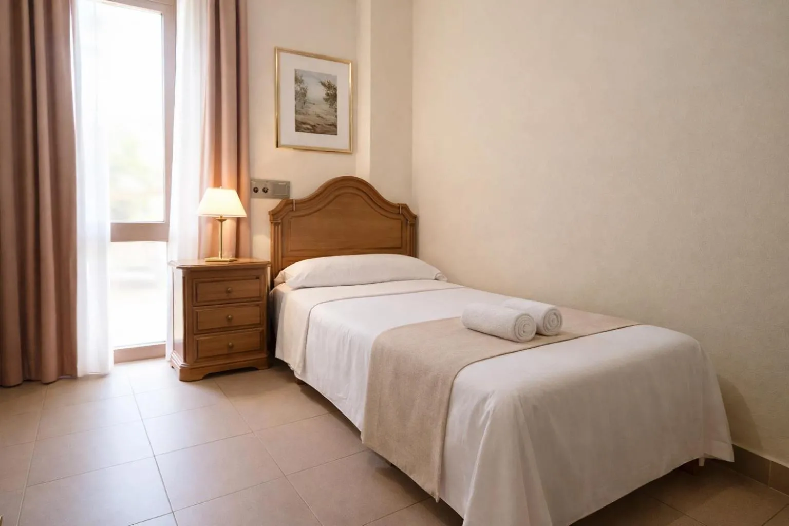 Single Room in Hotel La Creu by RdA Hotels