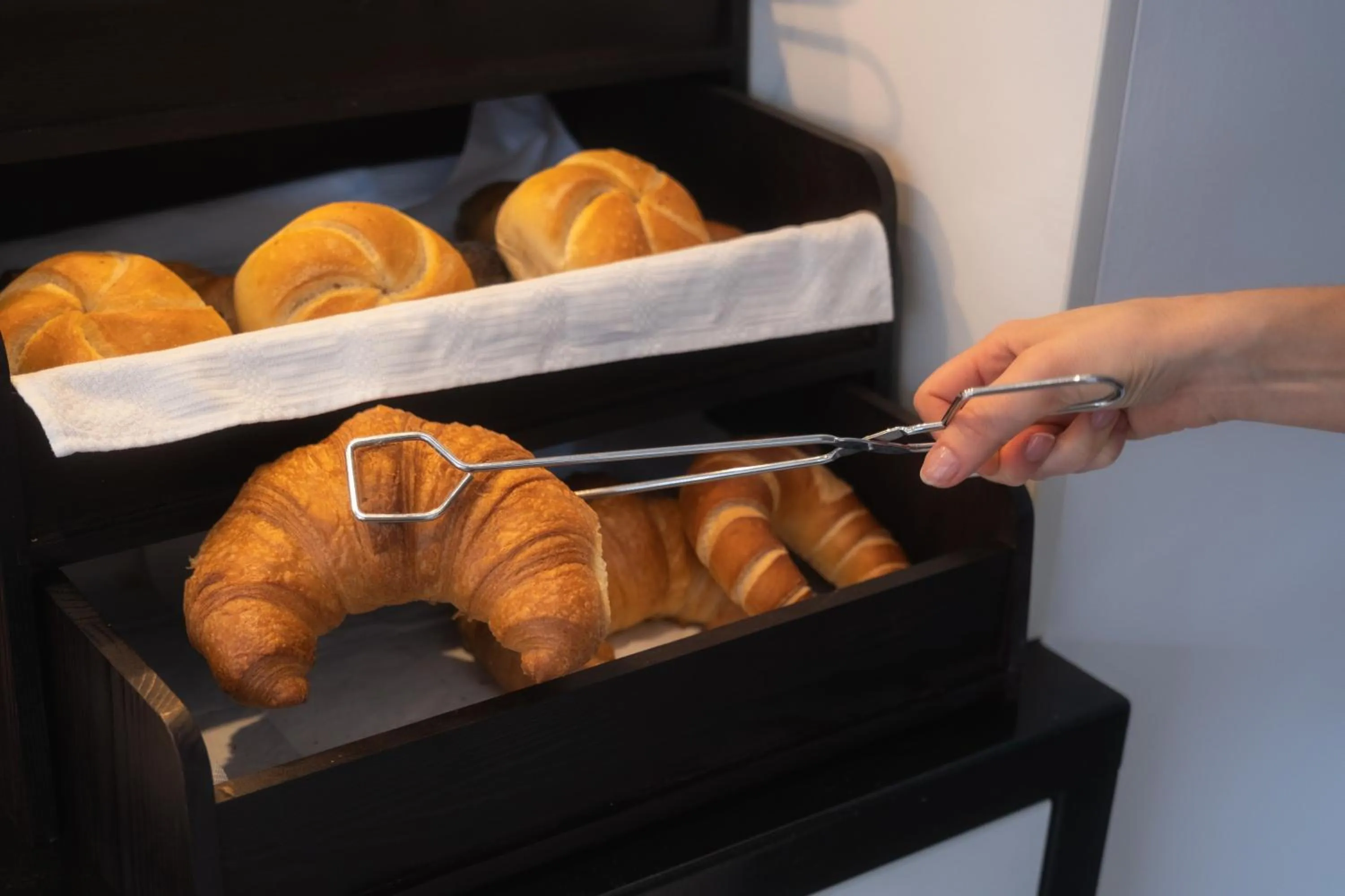 Food and drinks in City-Hotel