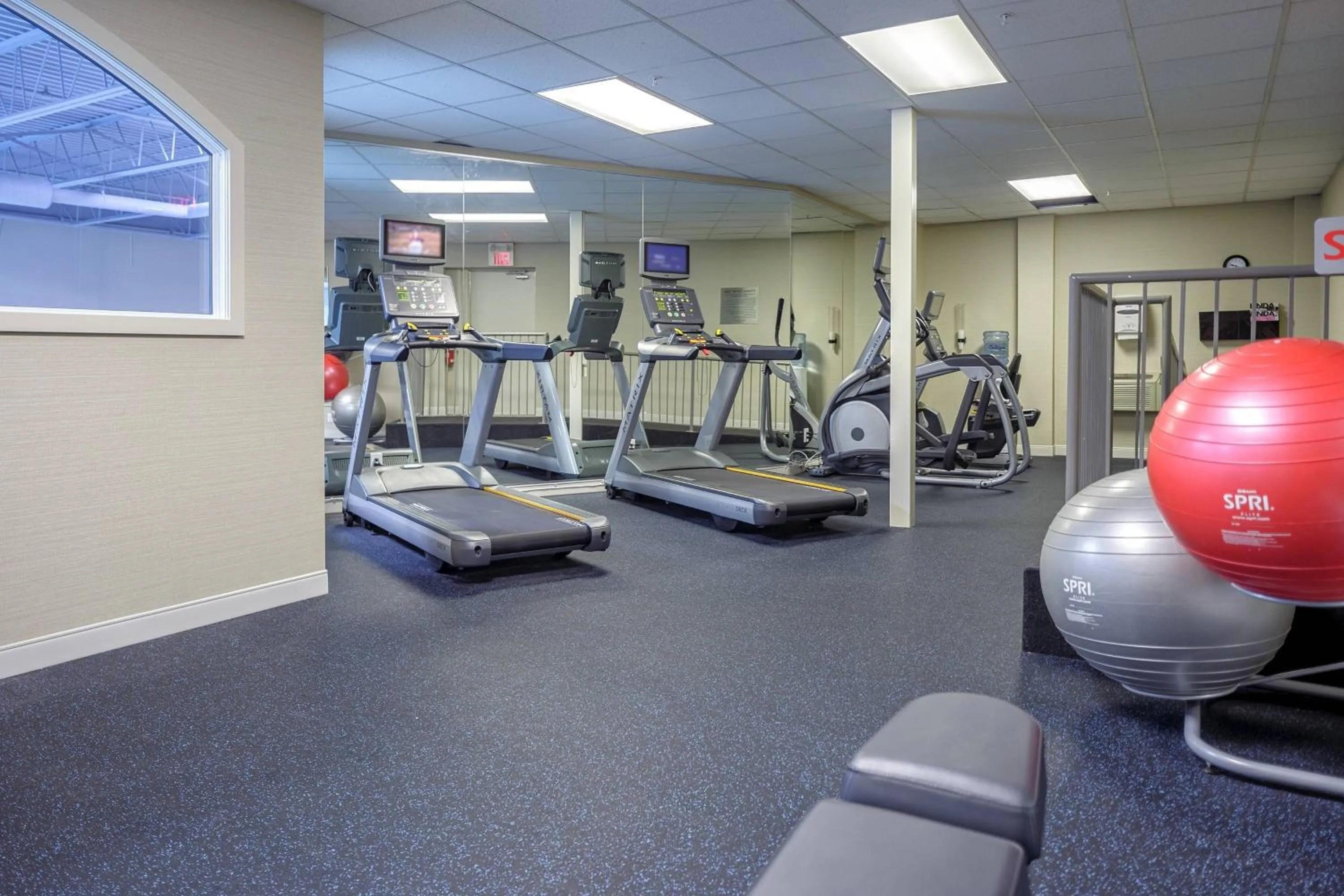 Fitness centre/facilities in Fairfield Inn & Suites by Marriott Belleville