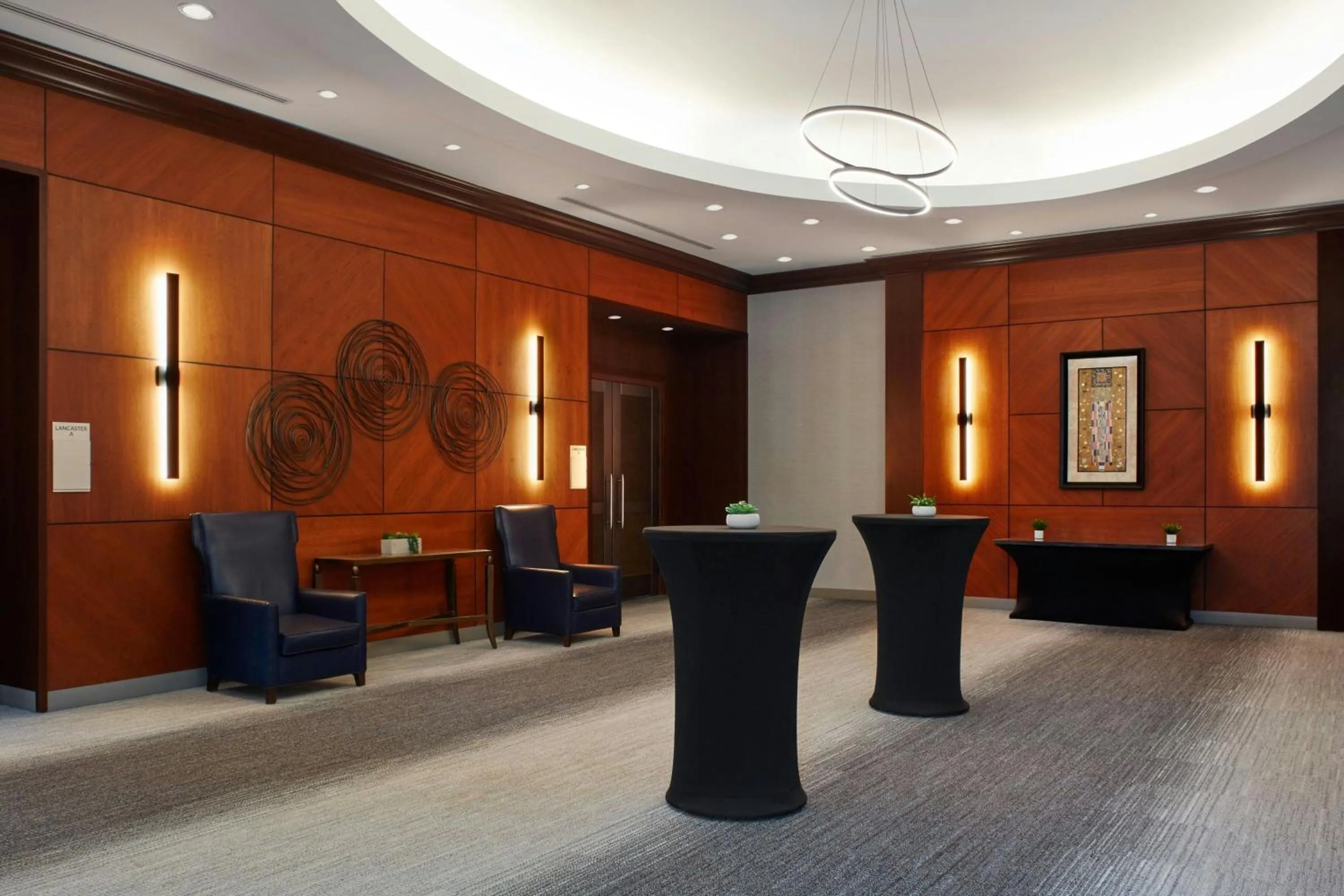 Meeting/conference room in Courtyard by Marriott Hamilton