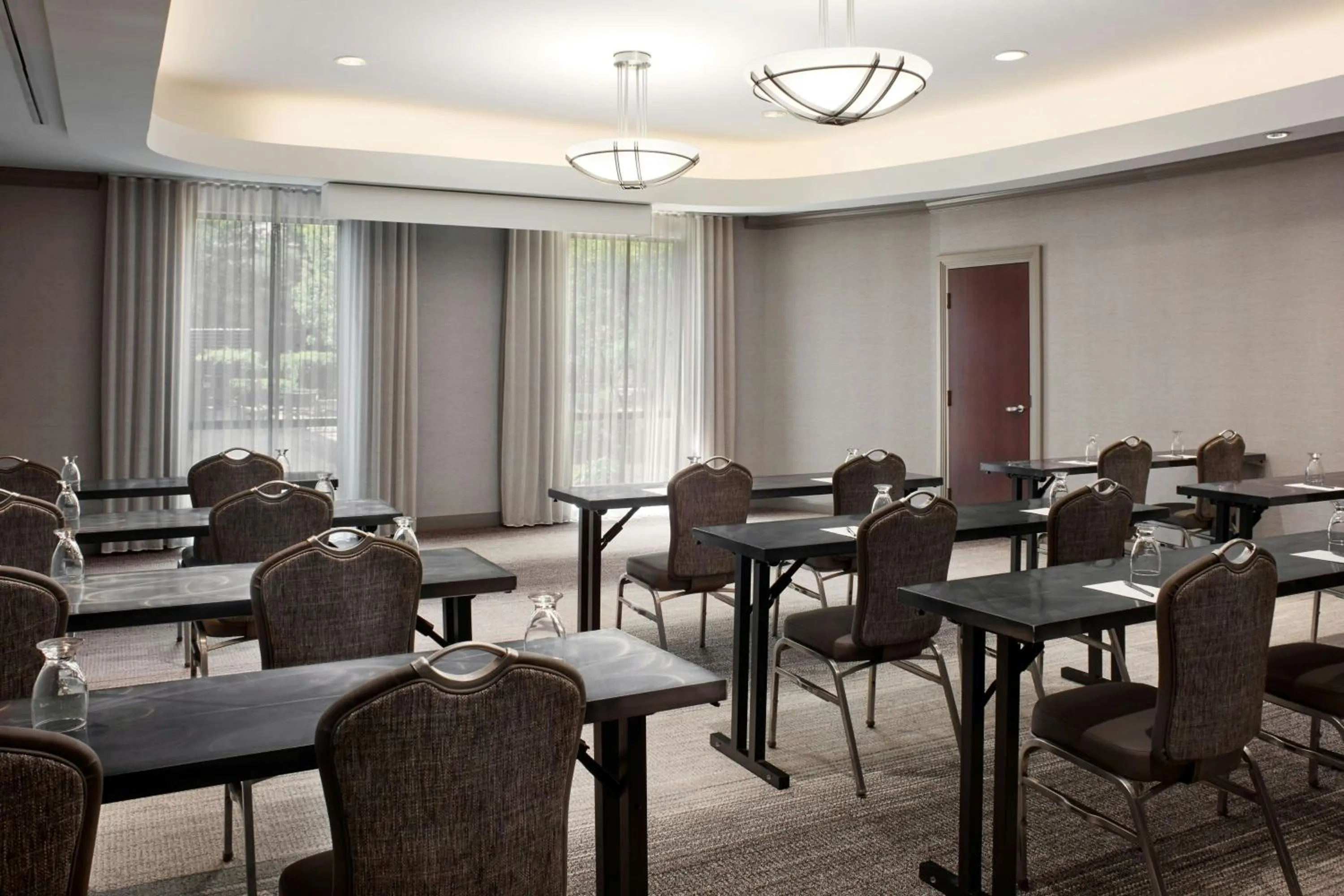 Meeting/conference room in Courtyard by Marriott Hamilton