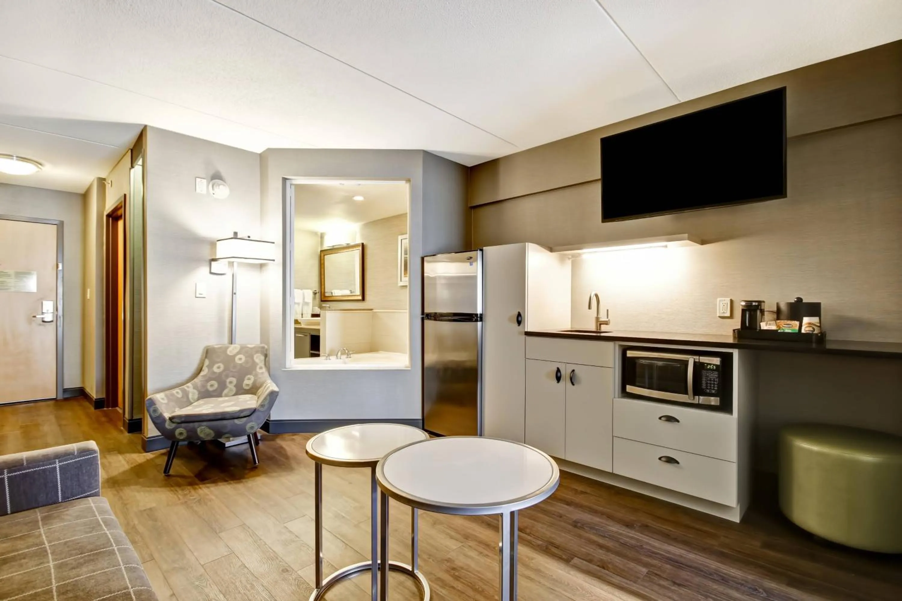 Swimming pool in Fairfield Inn & Suites by Marriott Guelph