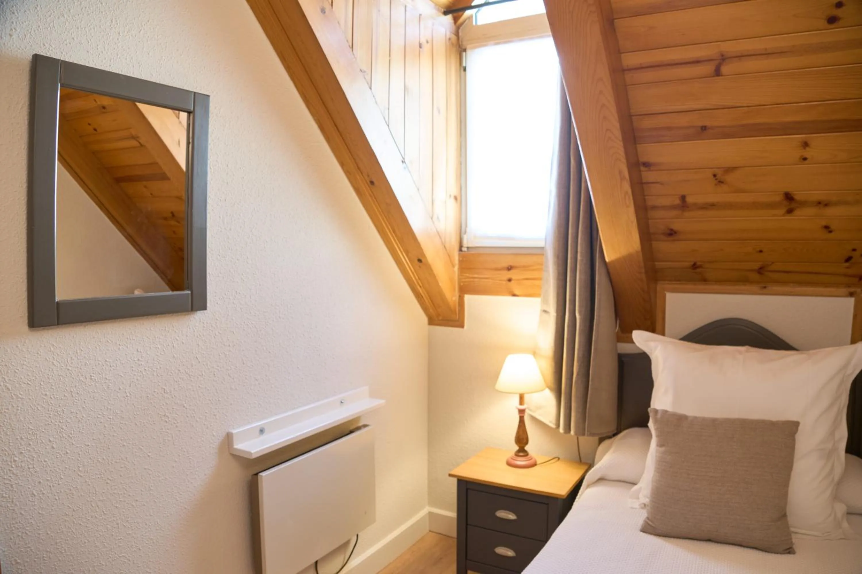 Bedroom, Bed in Hotel Anglada