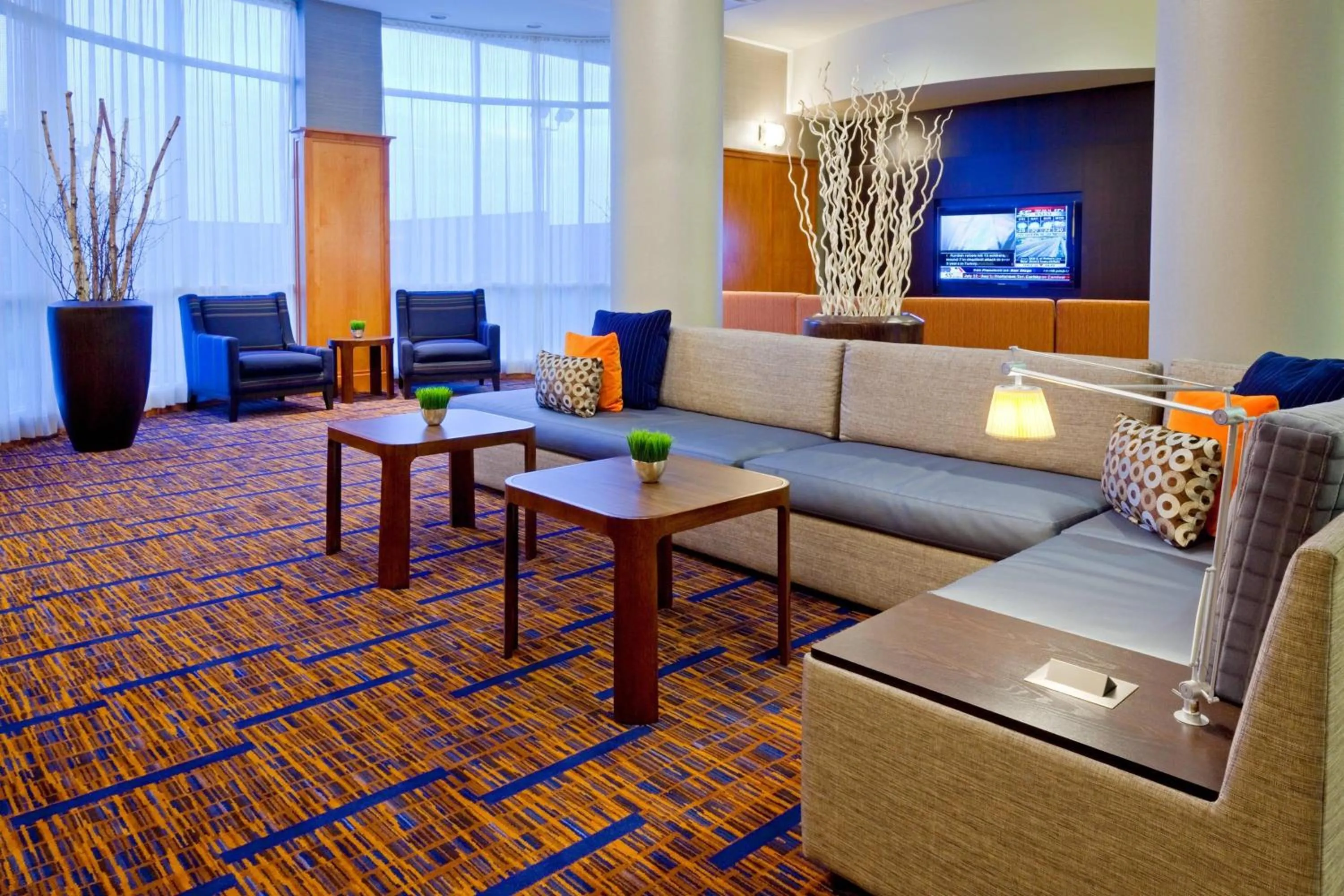 Lobby or reception in Courtyard by Marriott Toronto Markham
