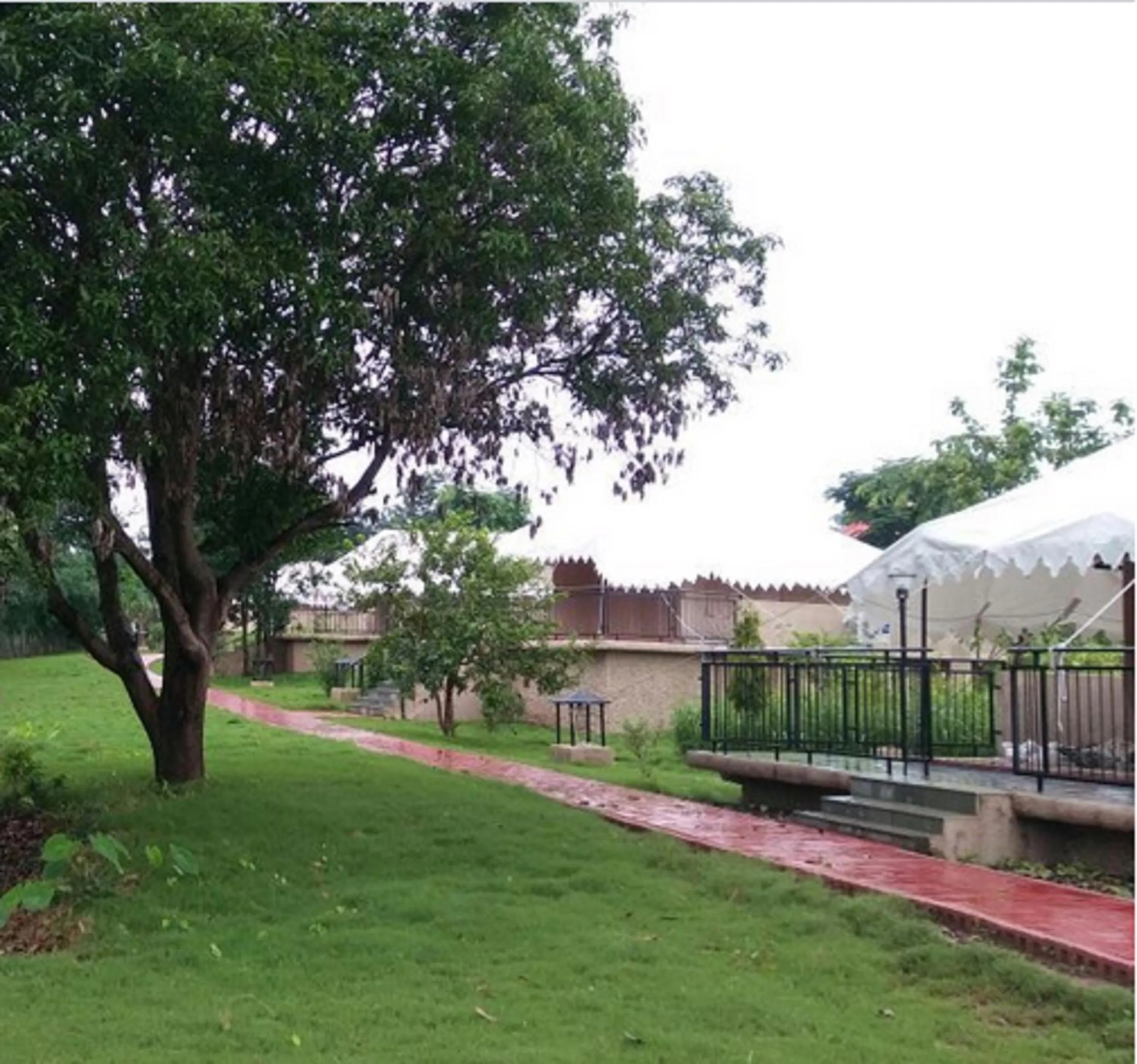 Garden view in Sterling Kanha