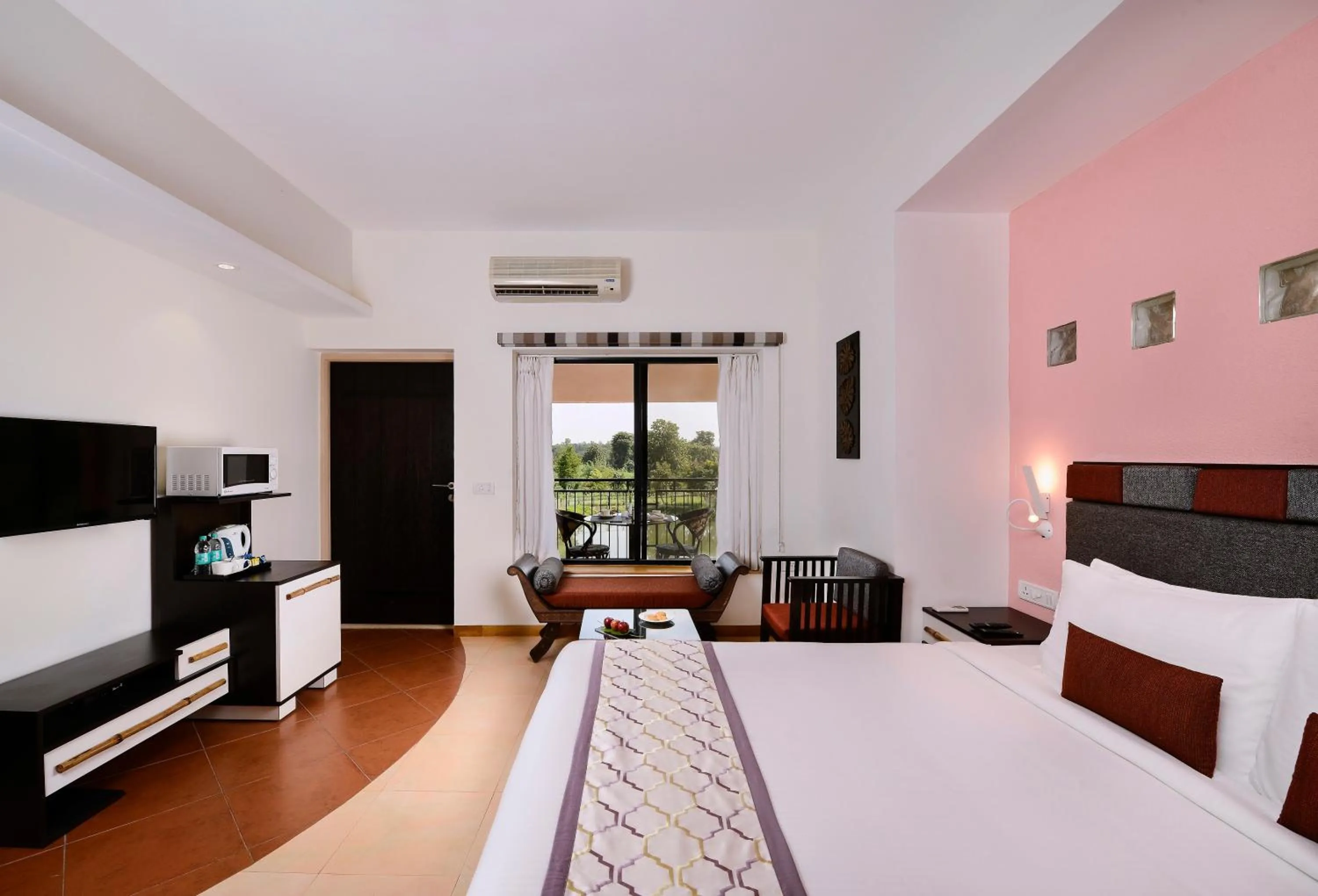 Bedroom, Bed in Sterling Kanha