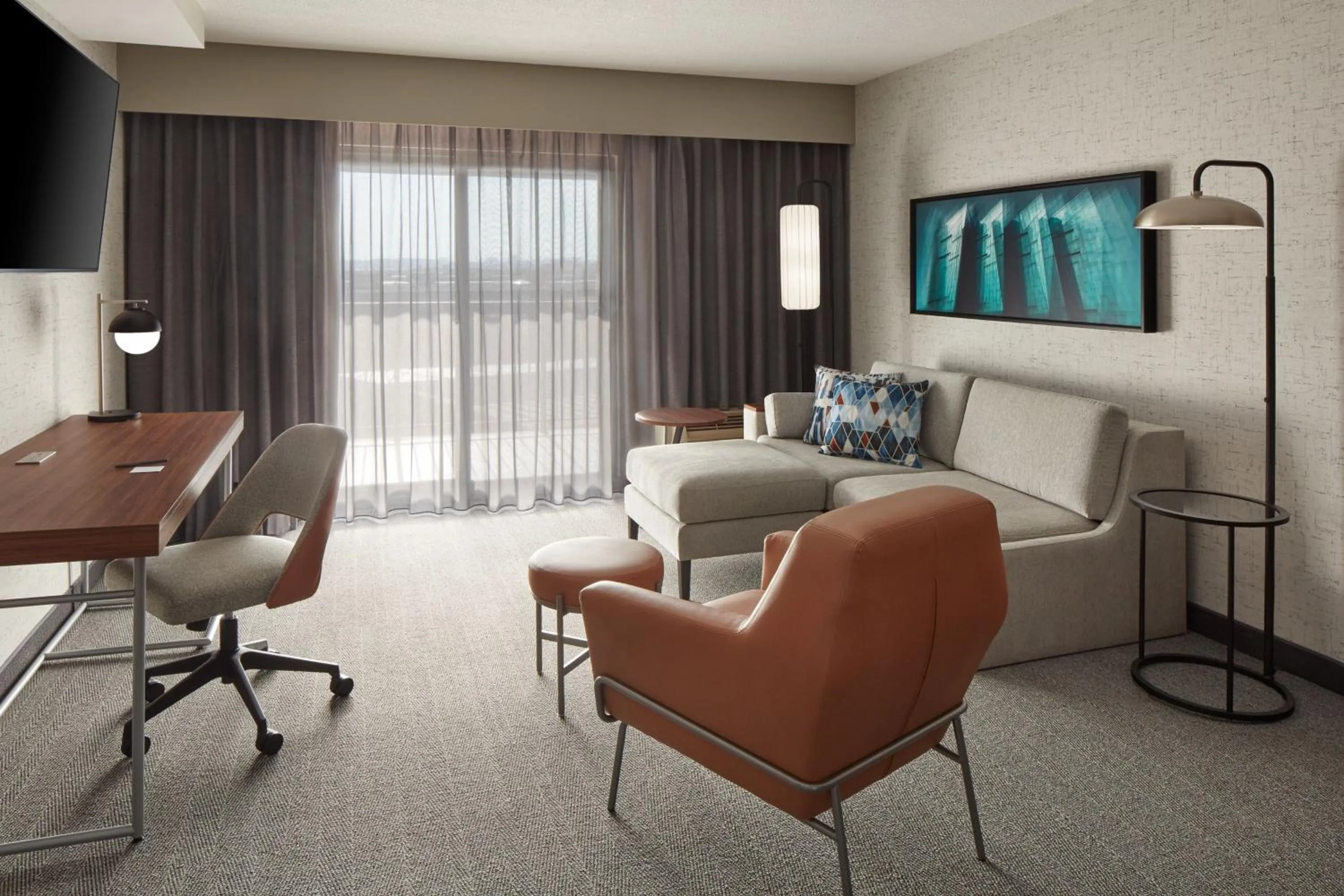 Photo of the whole room in Courtyard by Marriott Mississauga-Airport Corporate Centre West