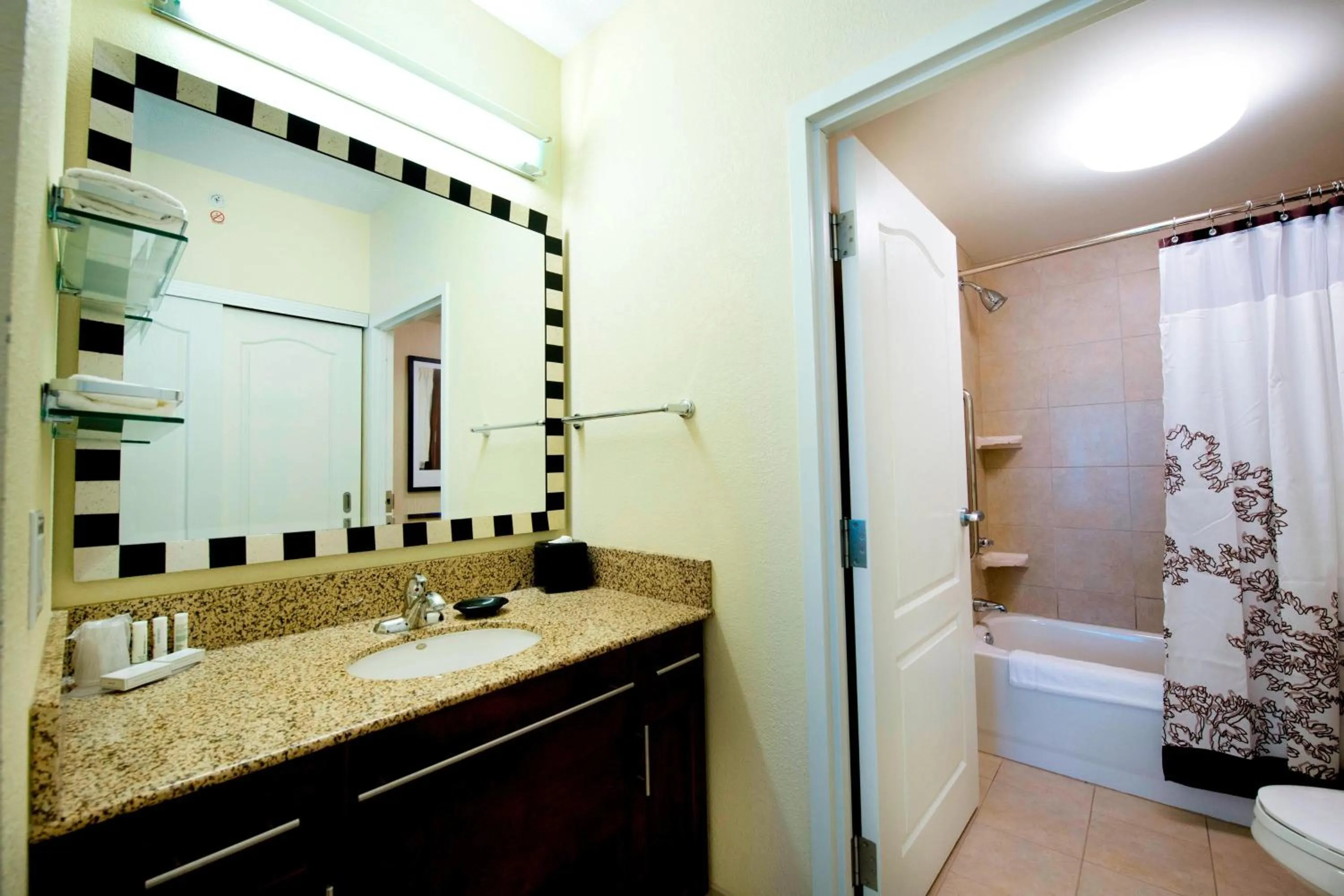 Bathroom in Residence Inn by Marriott Toronto Vaughan