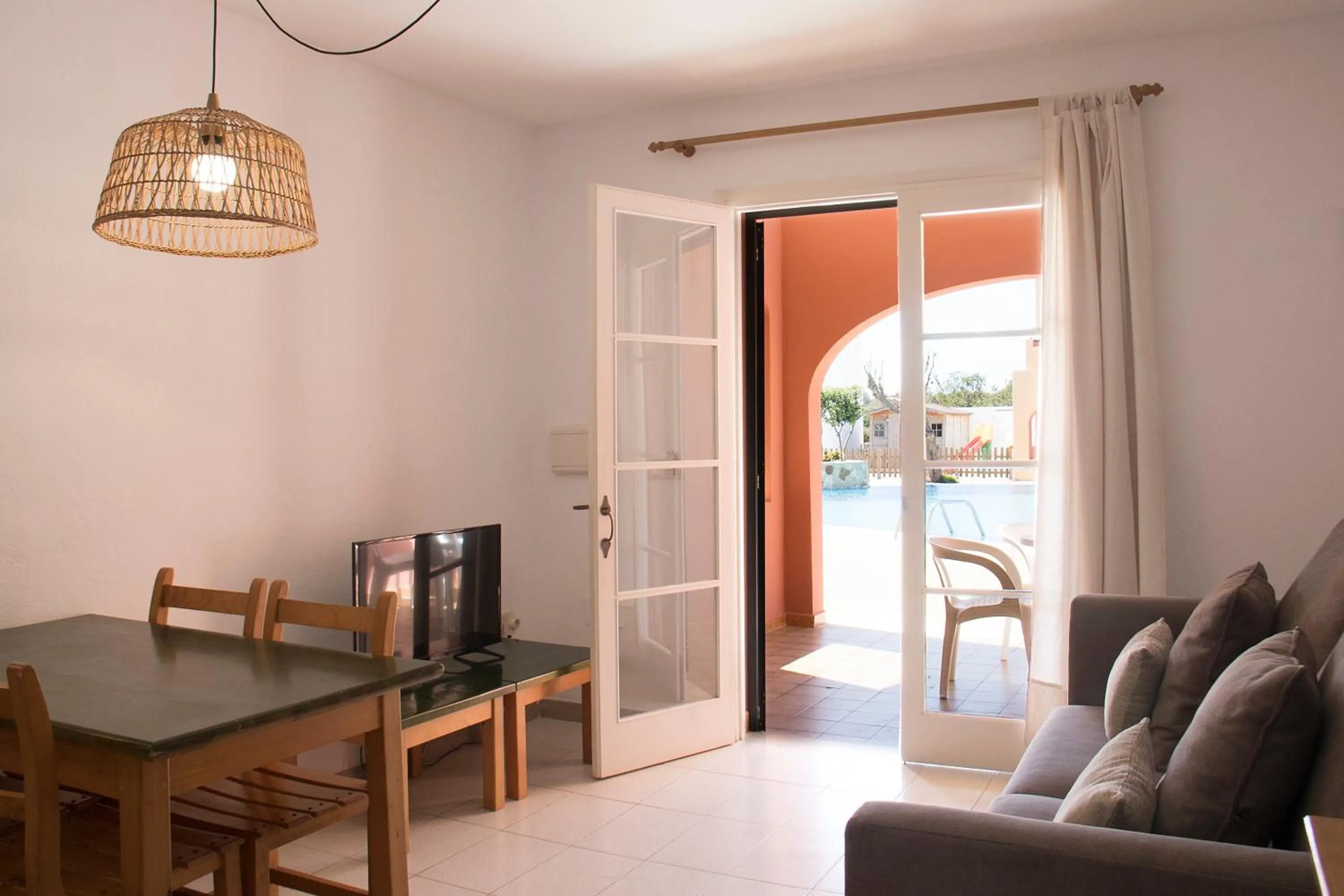 TV and multimedia in Grupoandria Aparthotel Club Andria