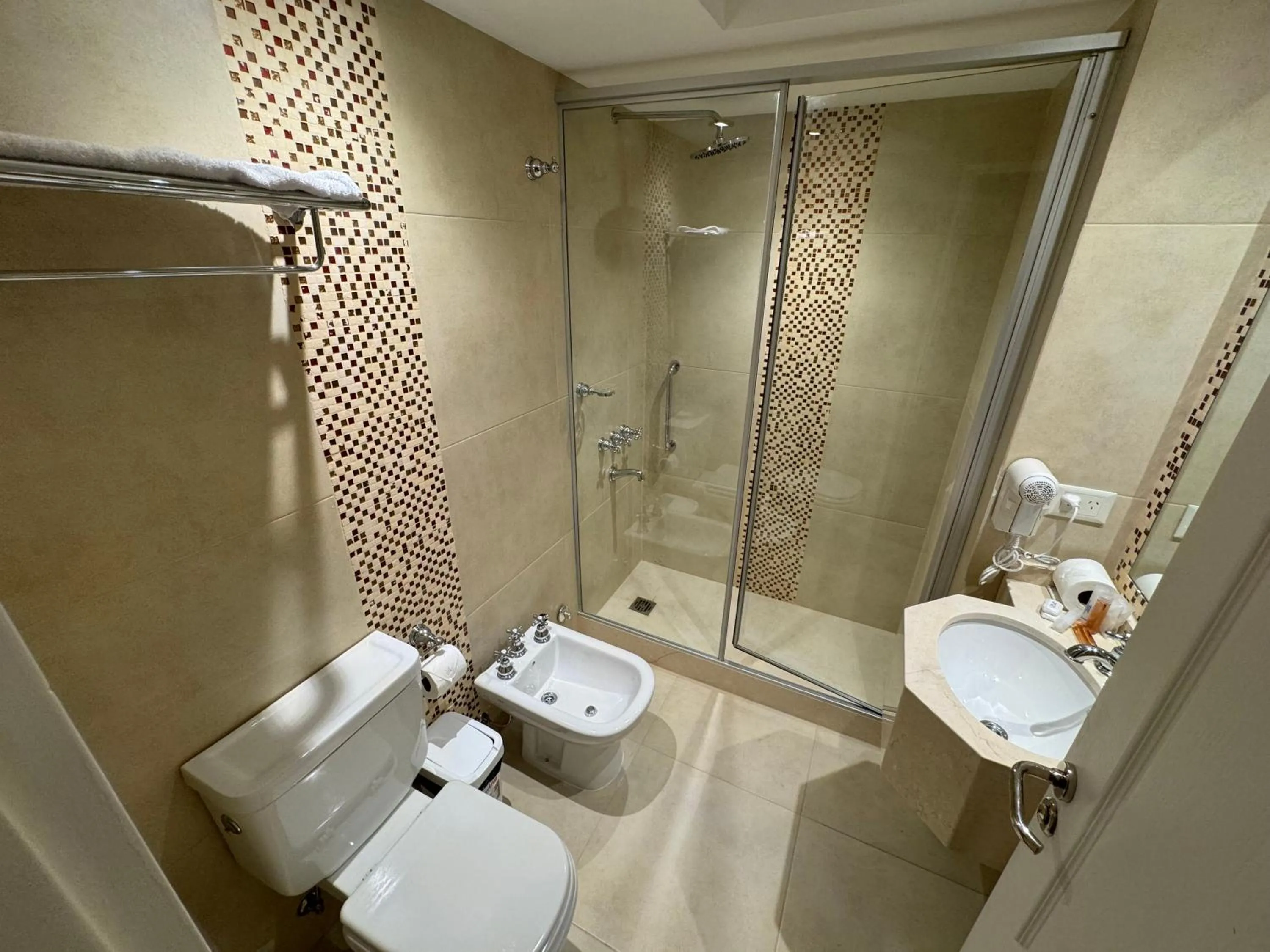Intersur Suites