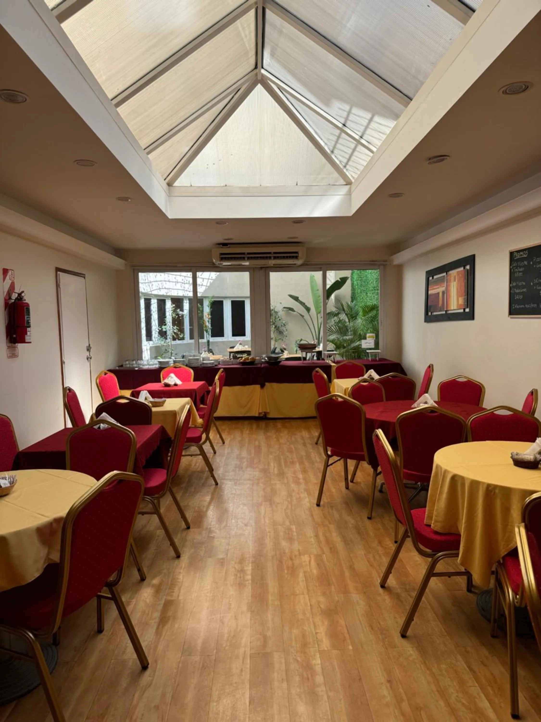 Intersur Suites