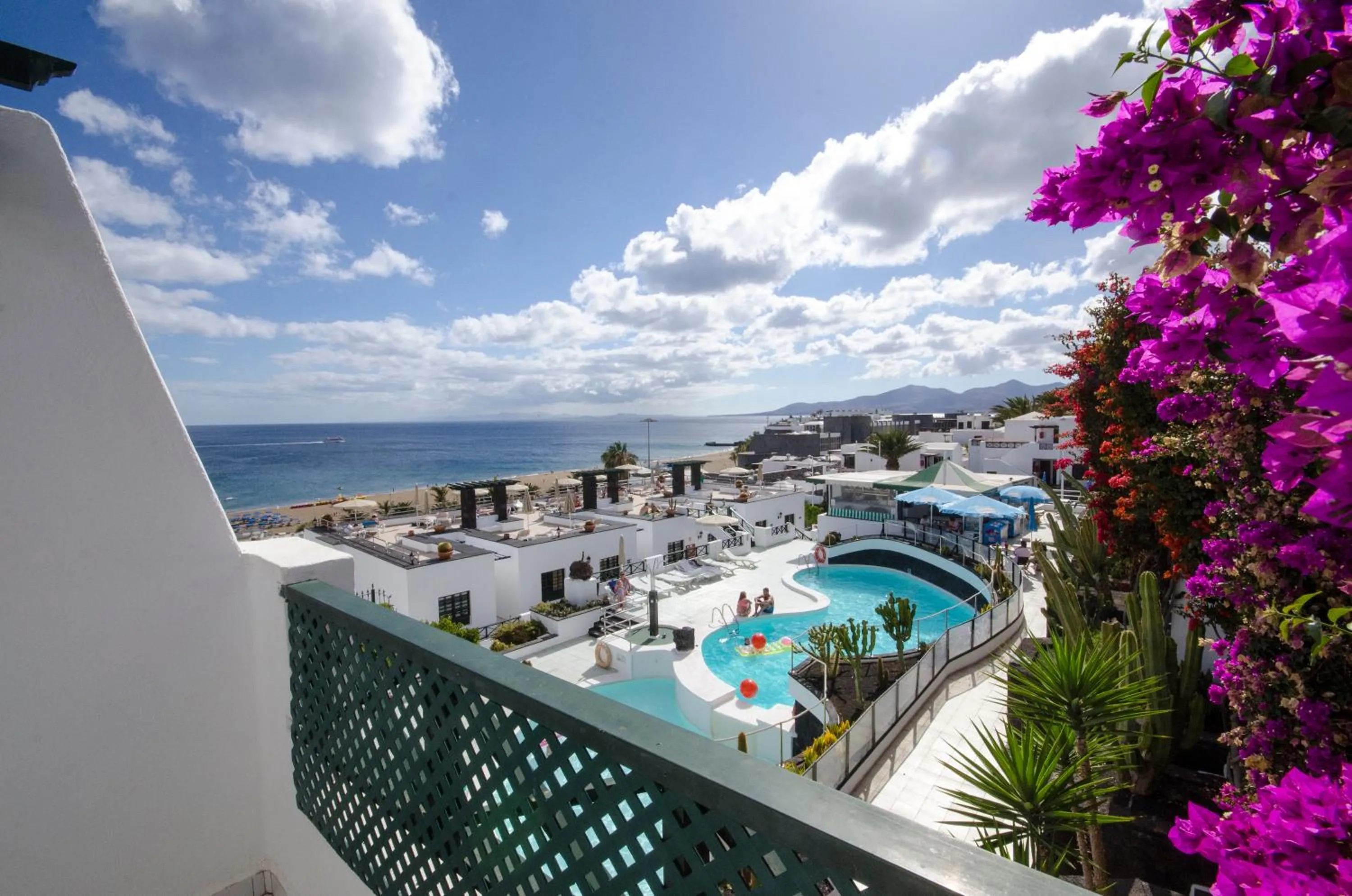 Sea view in Apartamentos Moraña