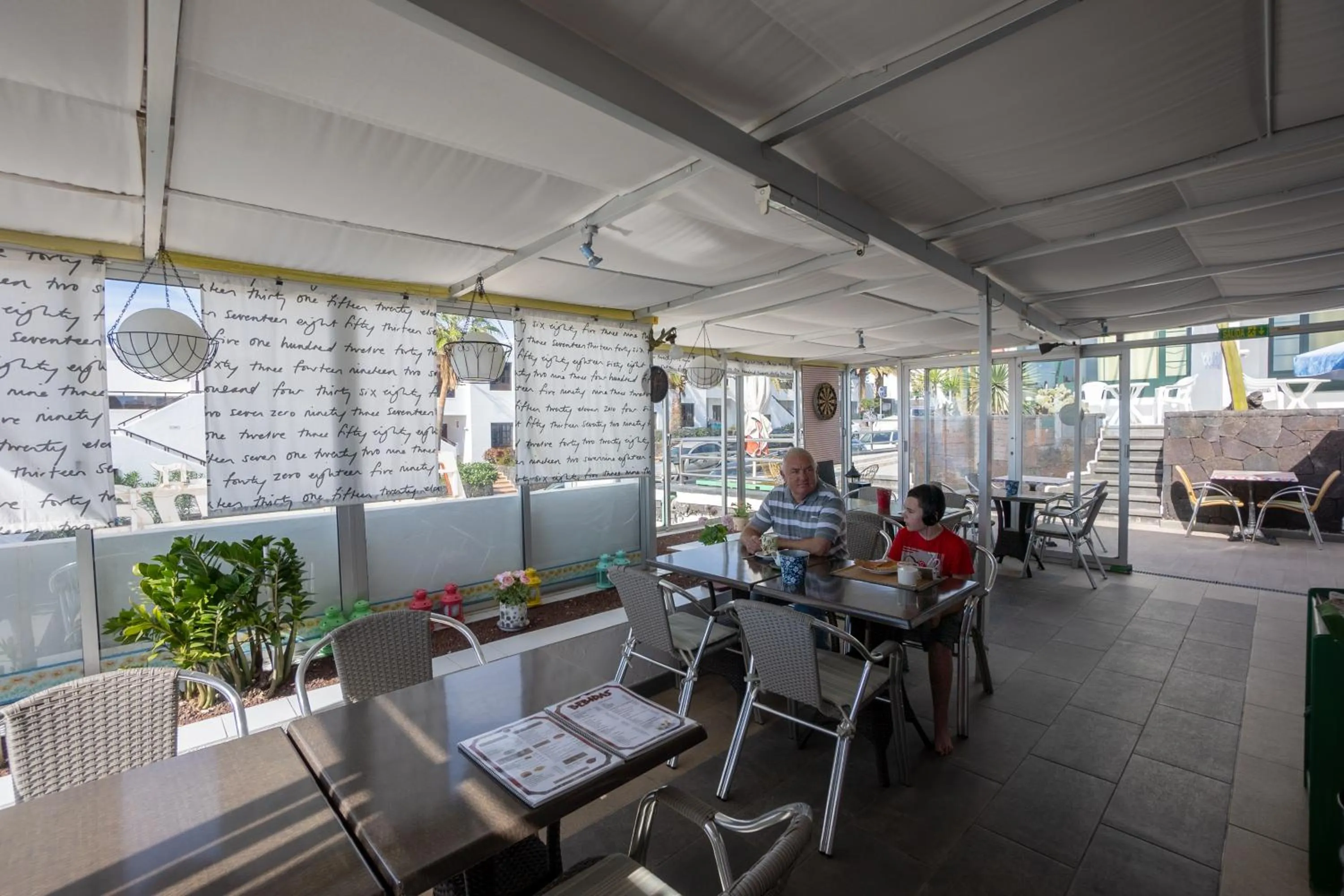 Restaurant/places to eat in Apartamentos Moraña