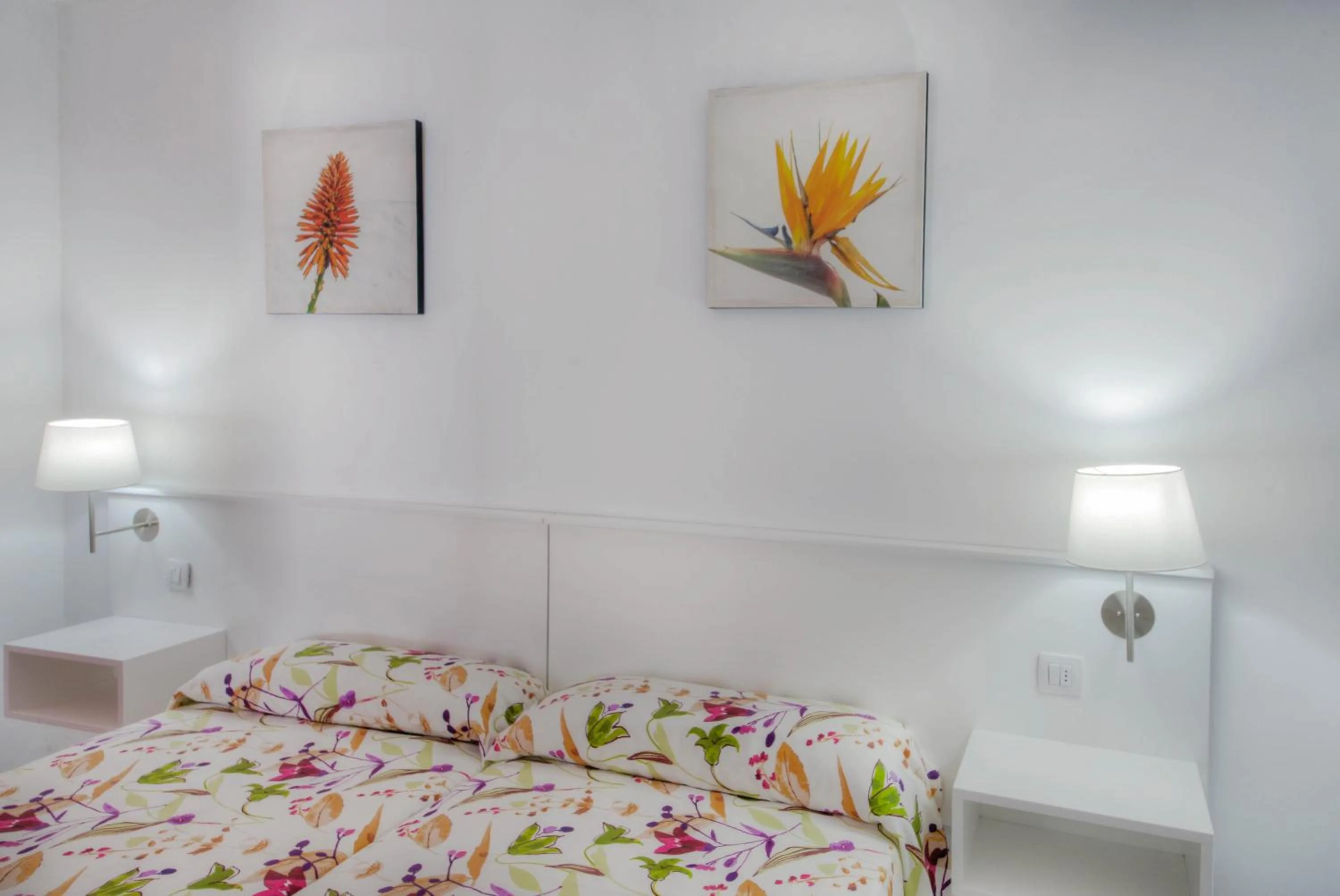 Photo of the whole room, Bed in Apartamentos Moraña