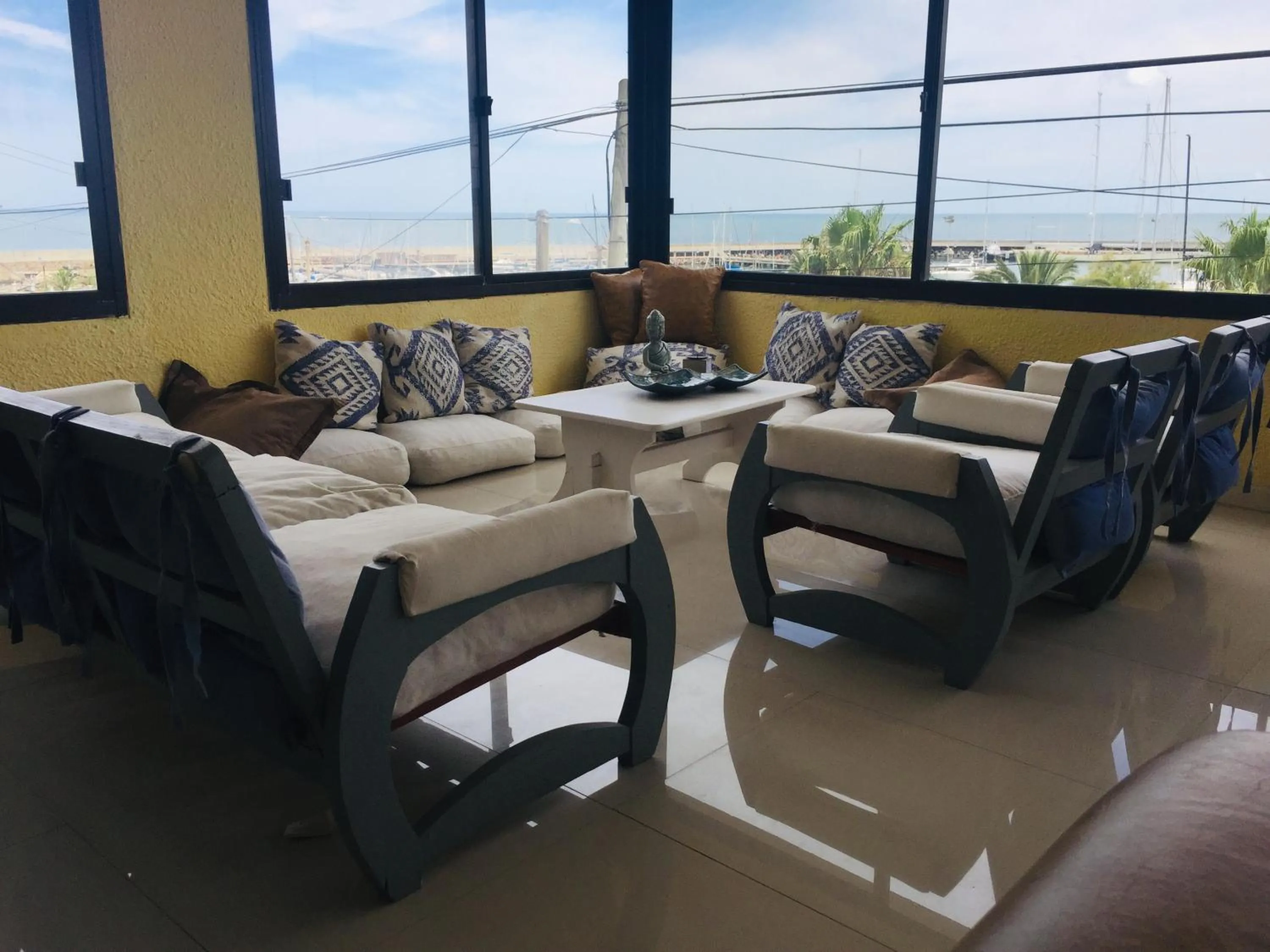 Living room in San Remo Terrazas Hotel