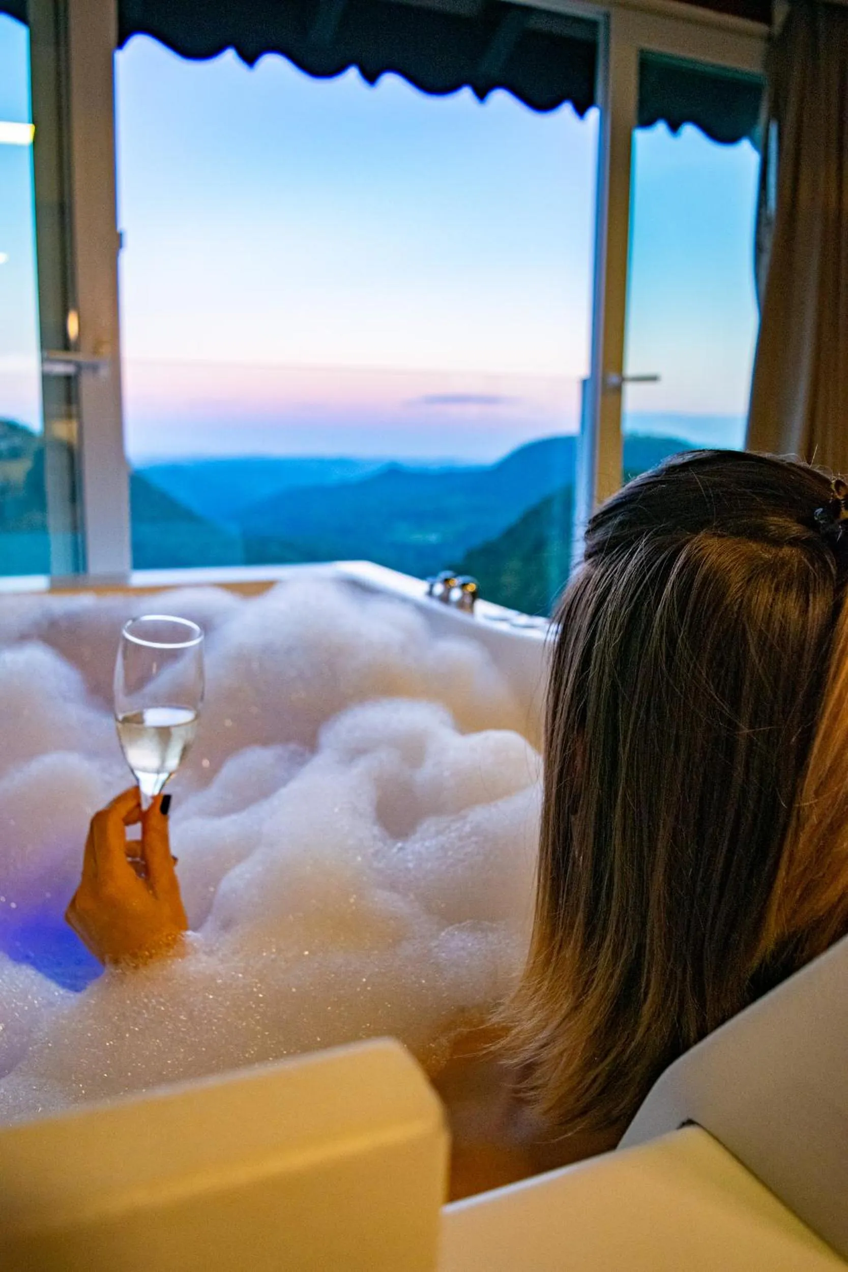 People, Bed in Villa Bella Hotel & SPA Gramado