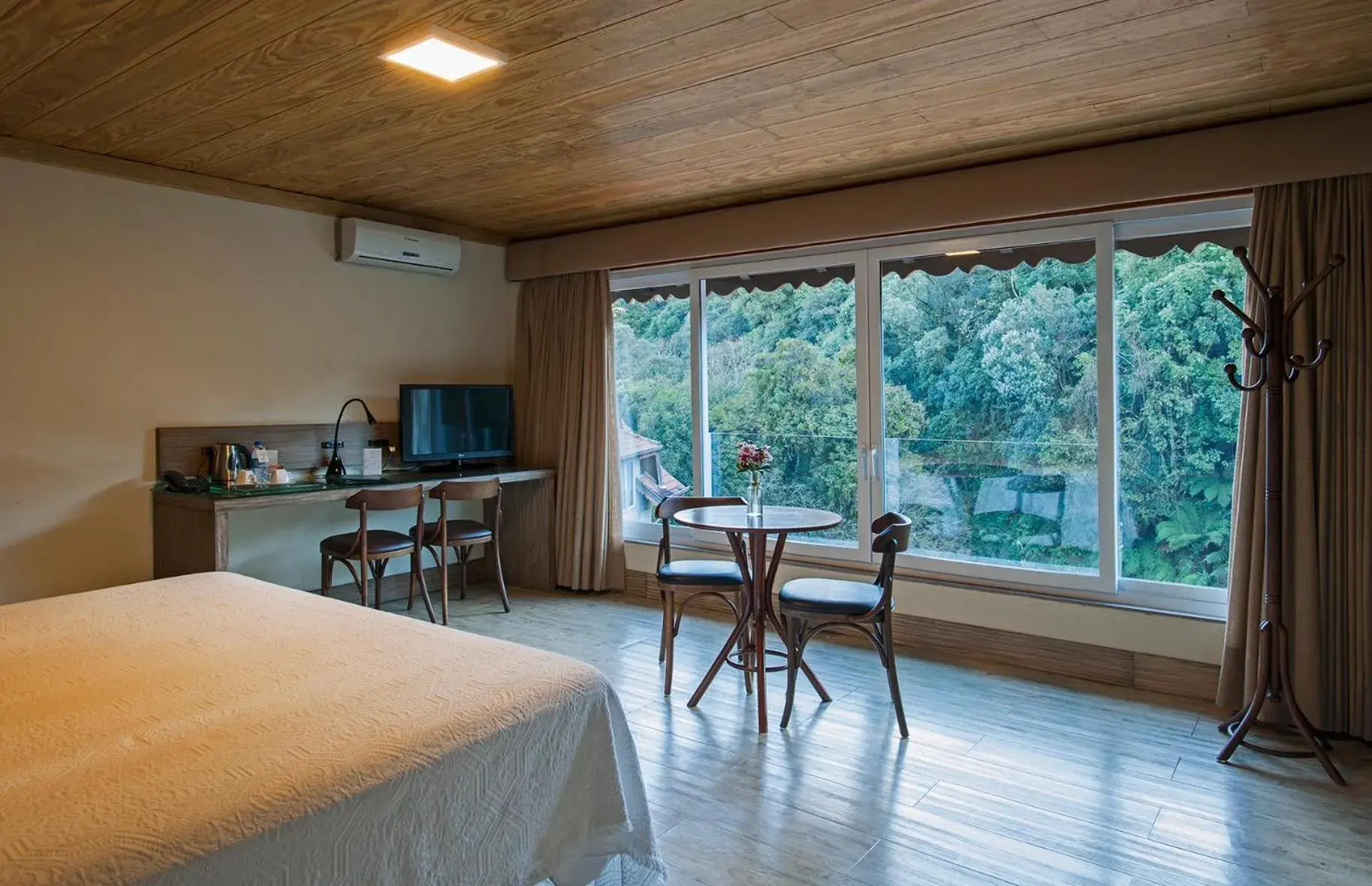 Deluxe Queen Room in Villa Bella Hotel & SPA Gramado Deluxe Queen Room in Villa Bella Hotel & SPA Gramado