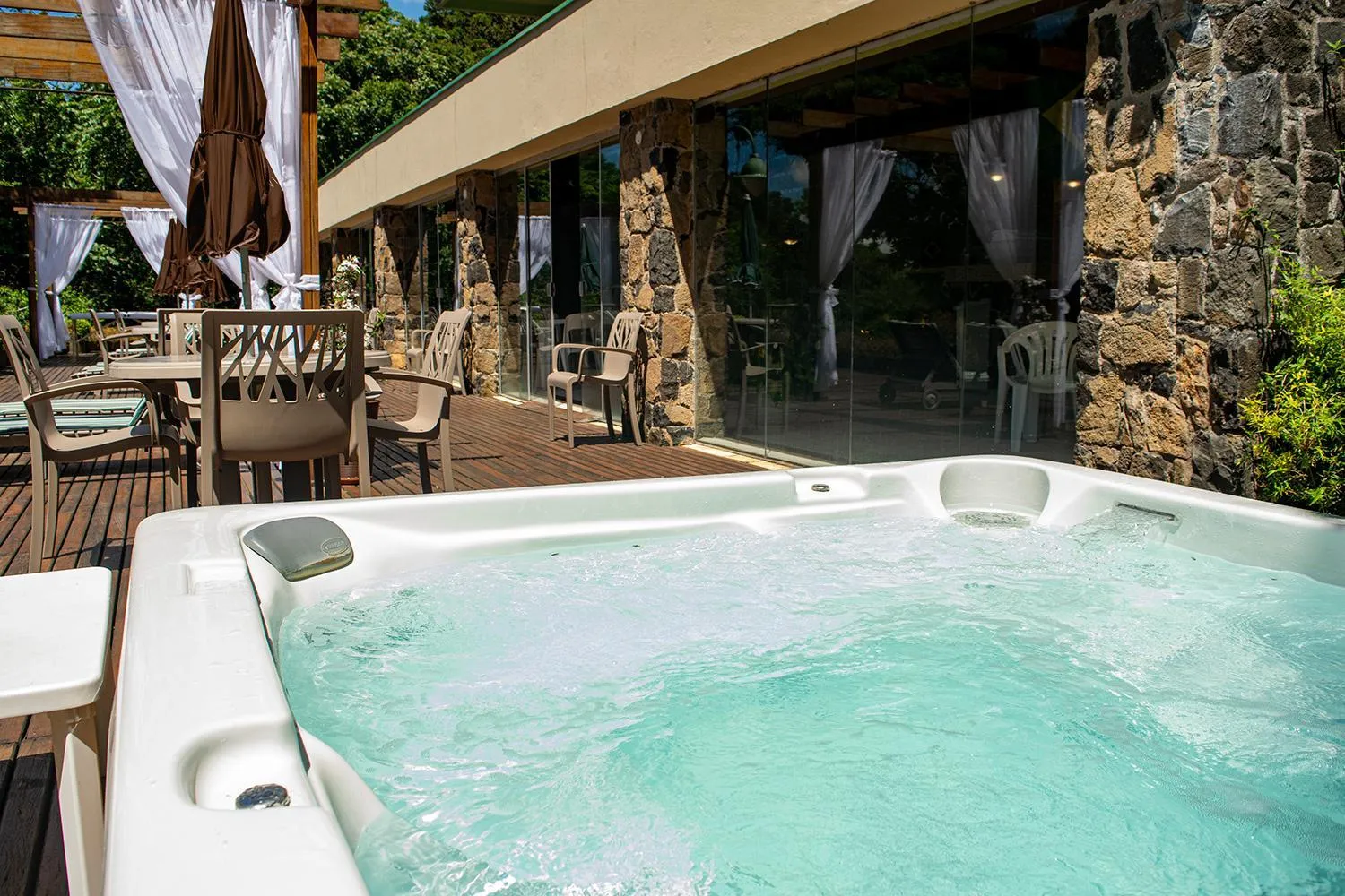 Hot Tub in Villa Bella Hotel & SPA Gramado